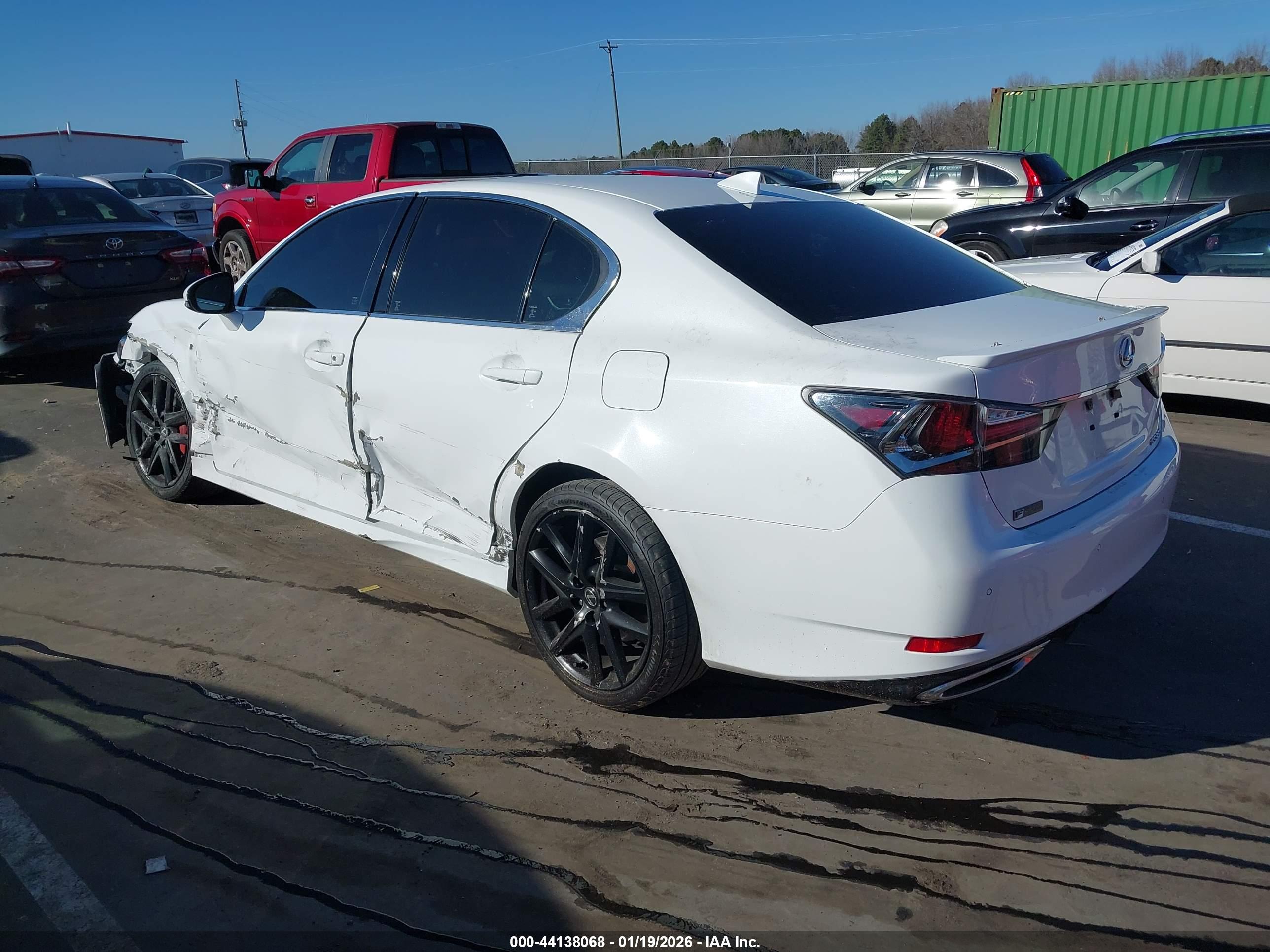 LEXUS GS image 3