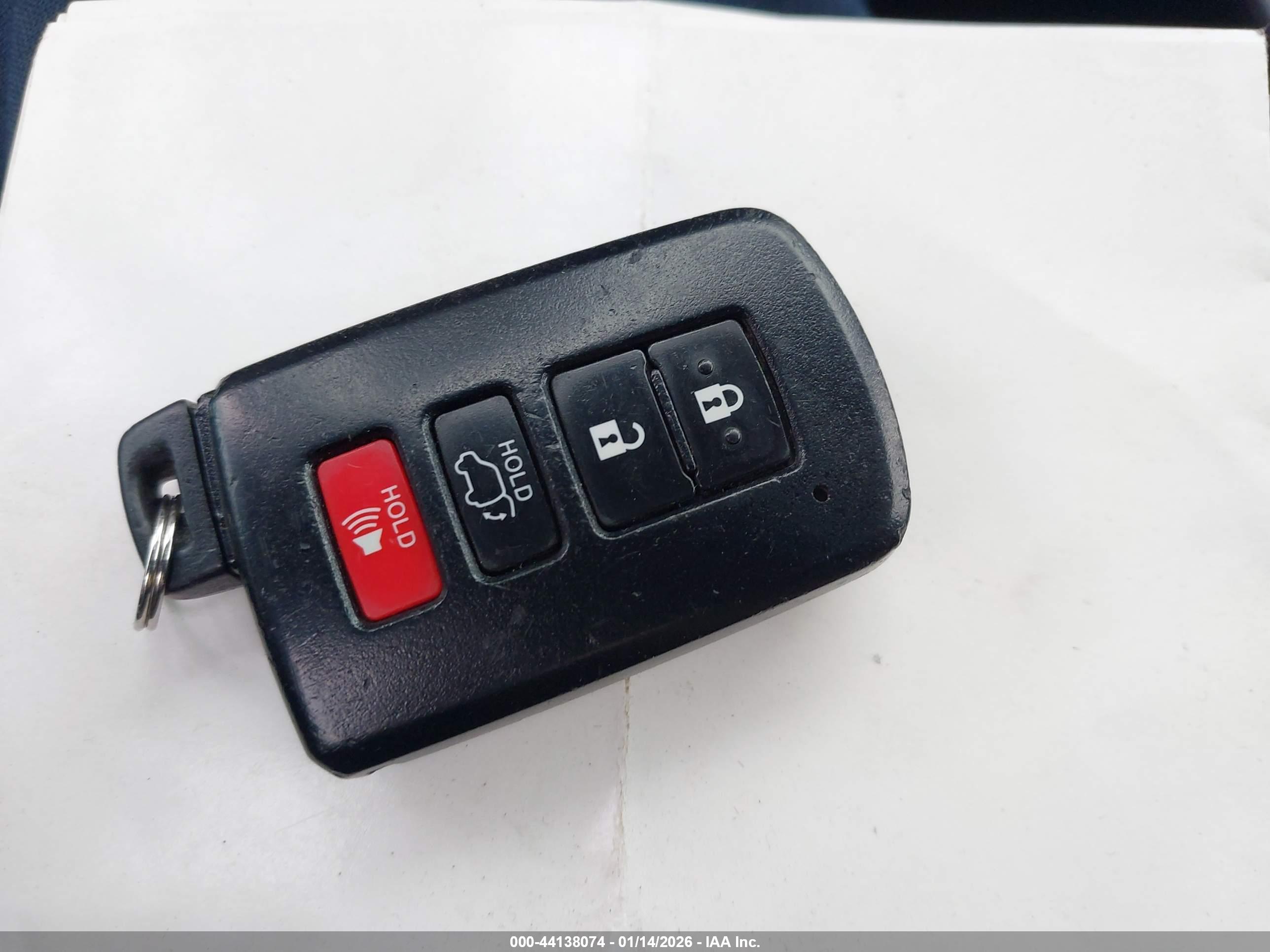 TOYOTA HIGHLANDER image 11