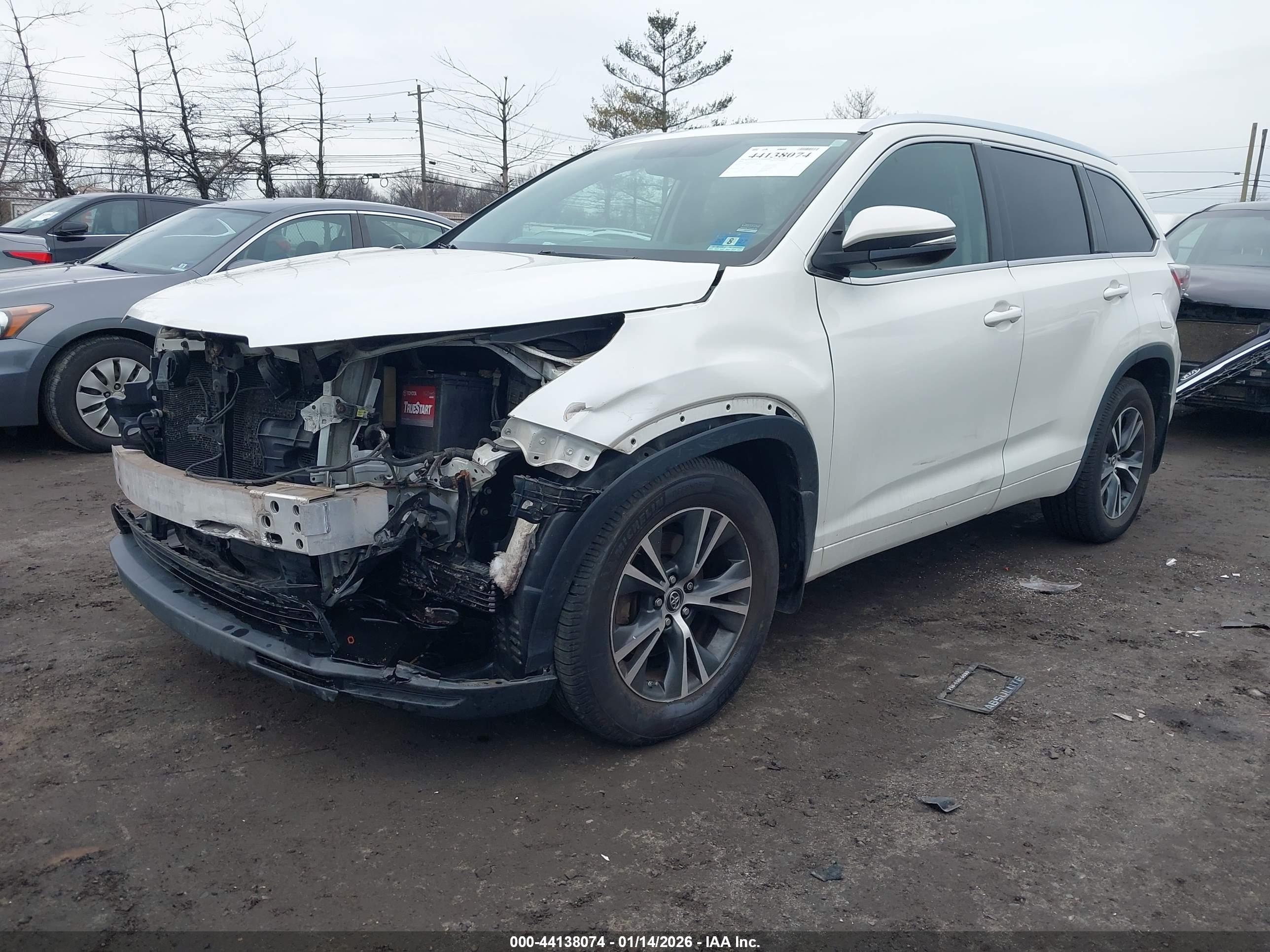 TOYOTA HIGHLANDER image 2