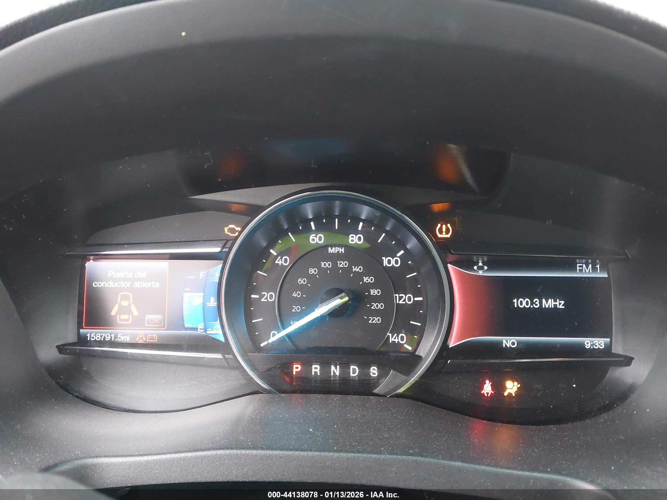 FORD EXPLORER image 7