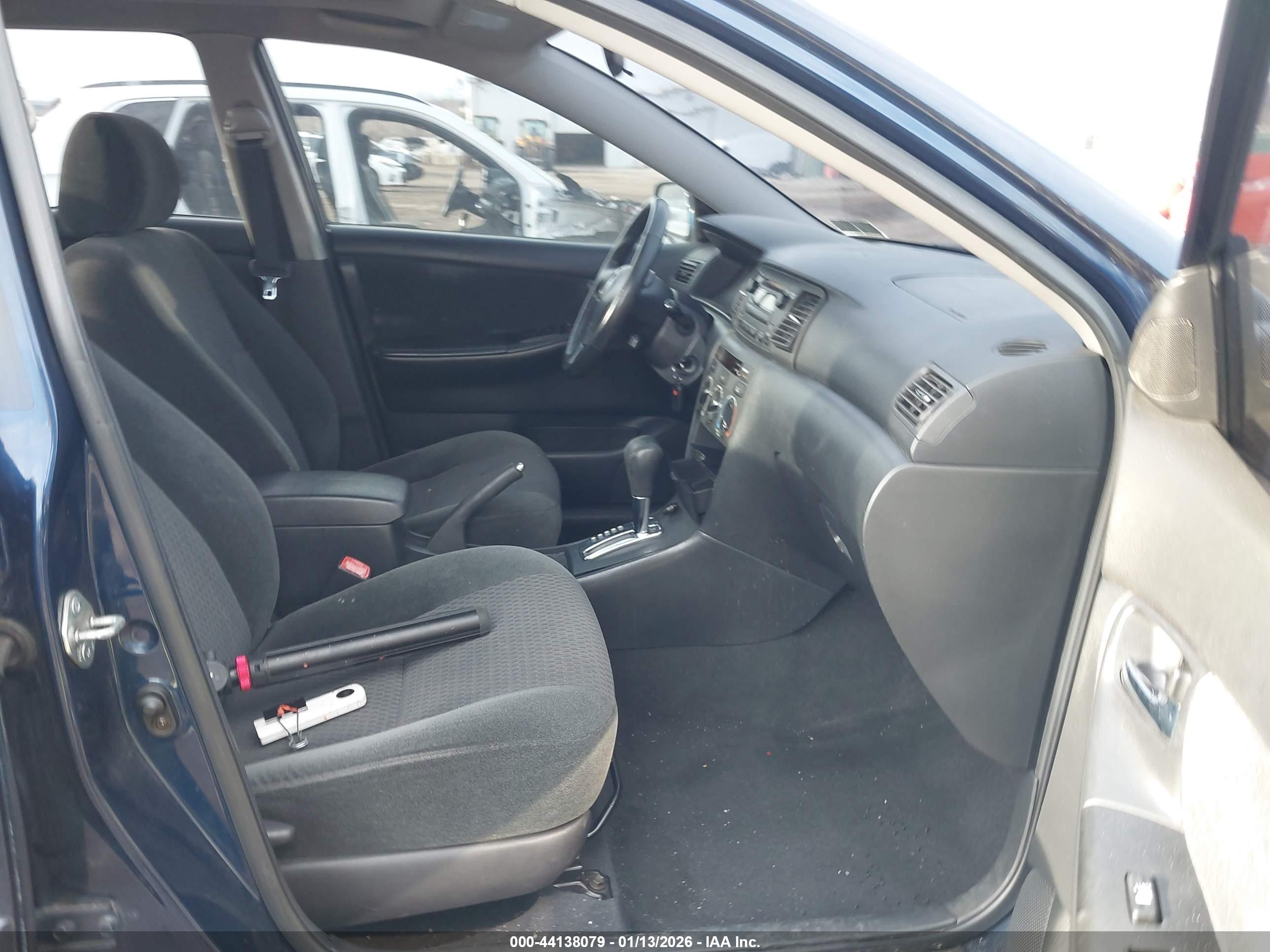 TOYOTA COROLLA image 5