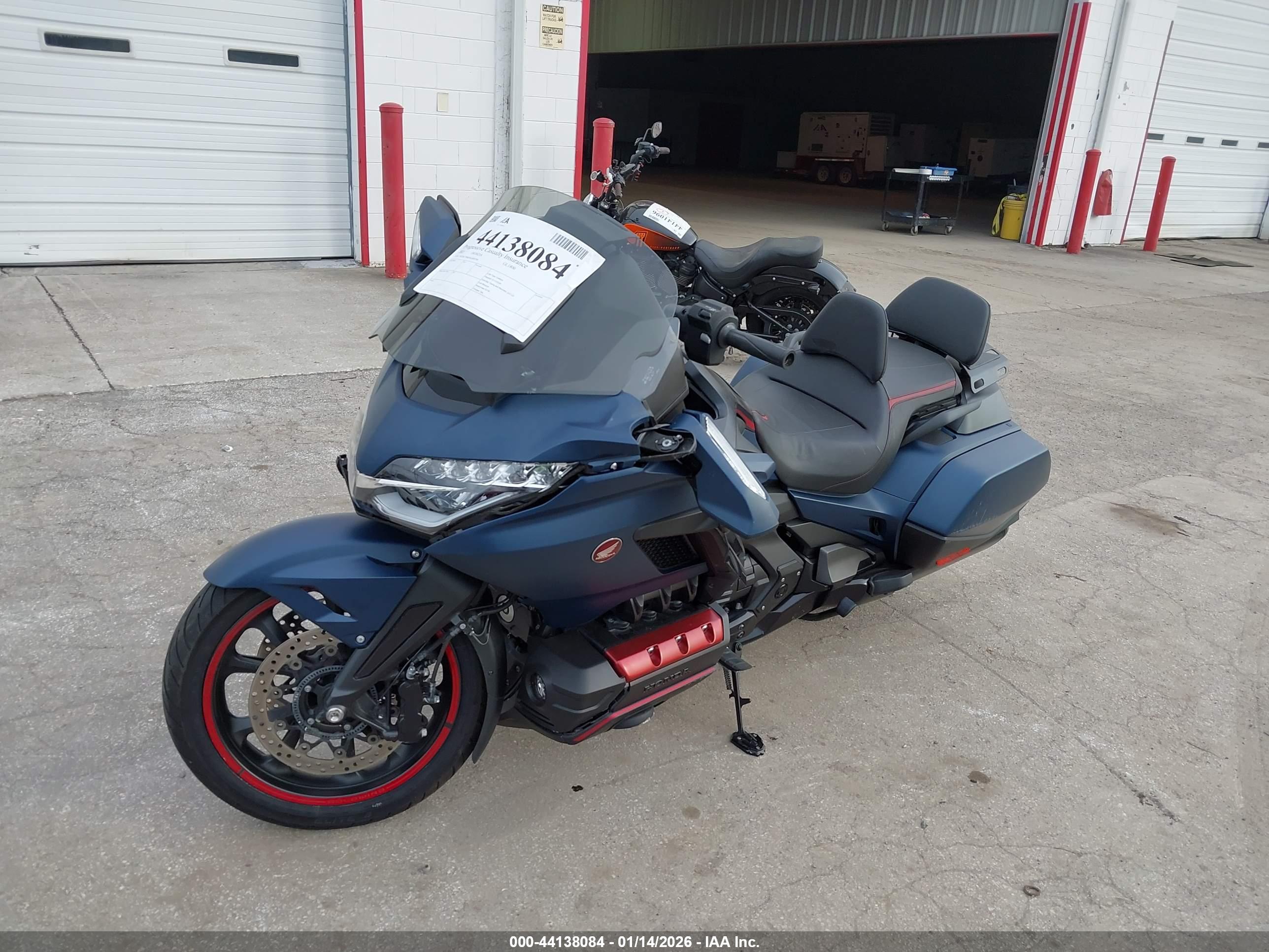 HONDA GL1800 image 2