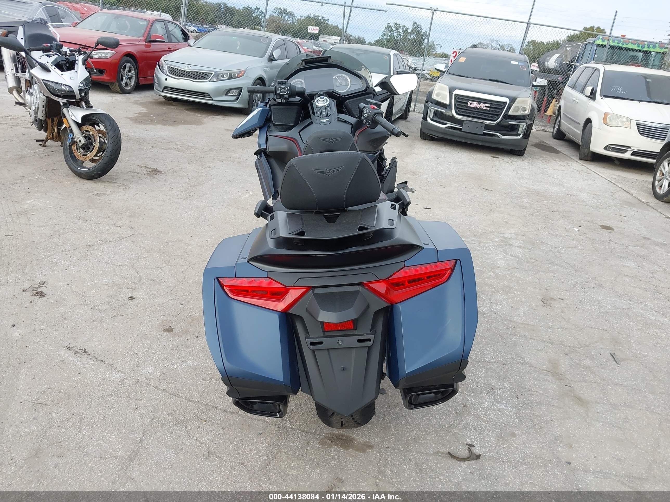 HONDA GL1800 image 6