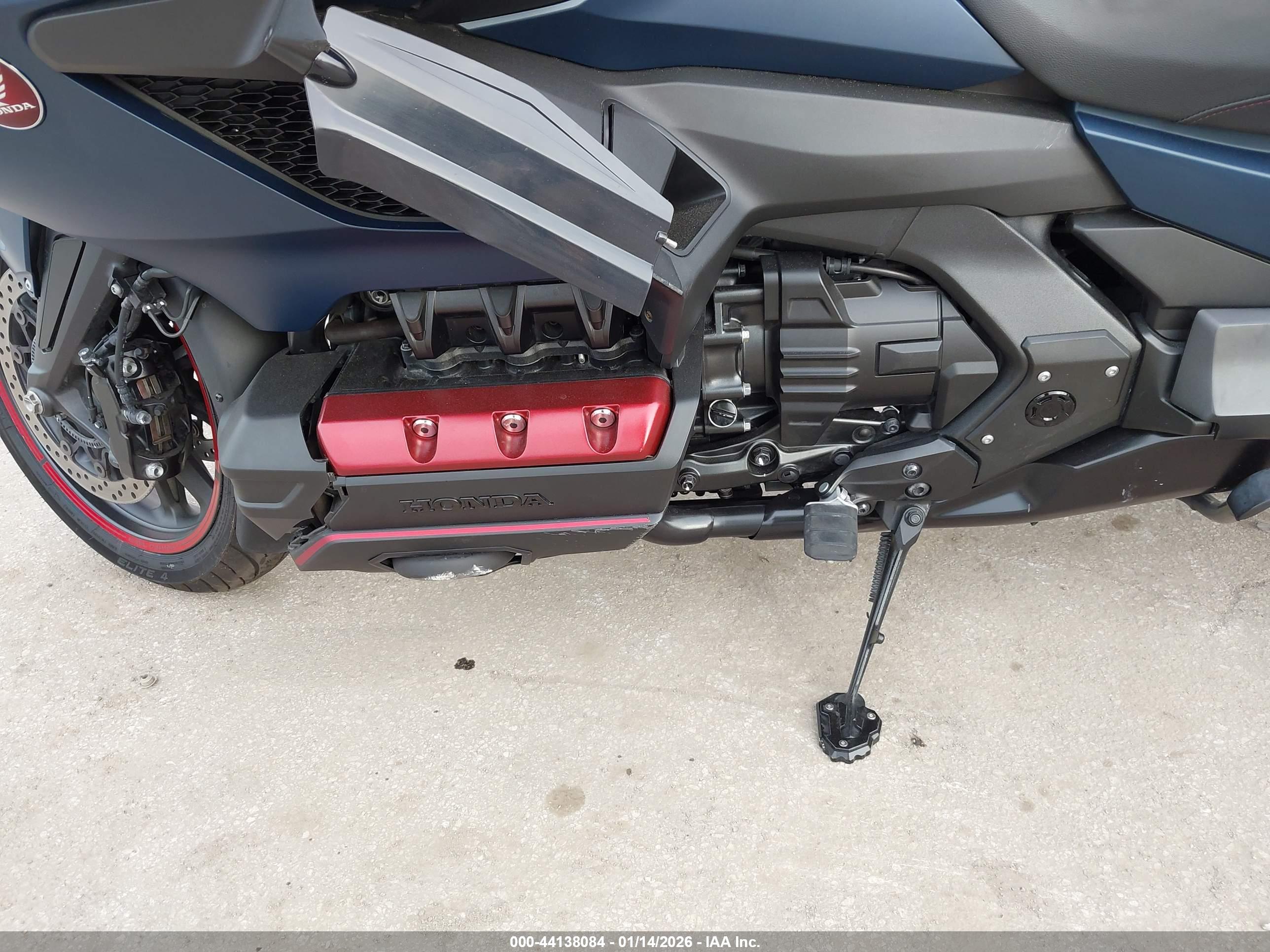 HONDA GL1800 image 9