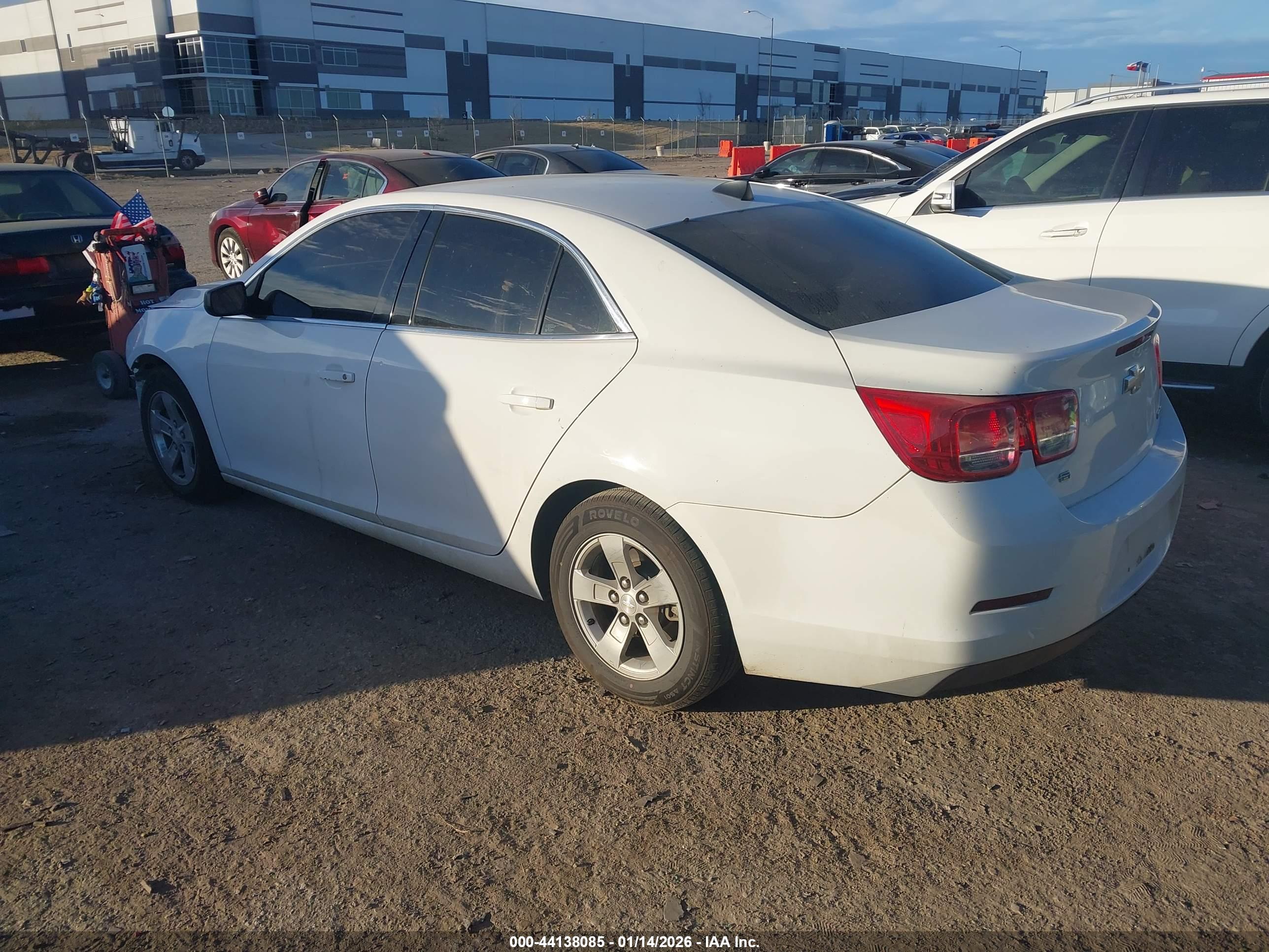 CHEVROLET MALIBU image 3