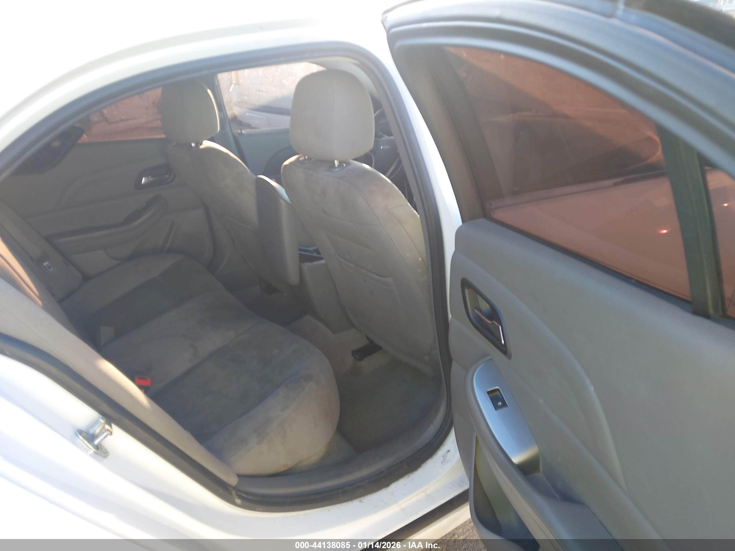 CHEVROLET MALIBU image 8