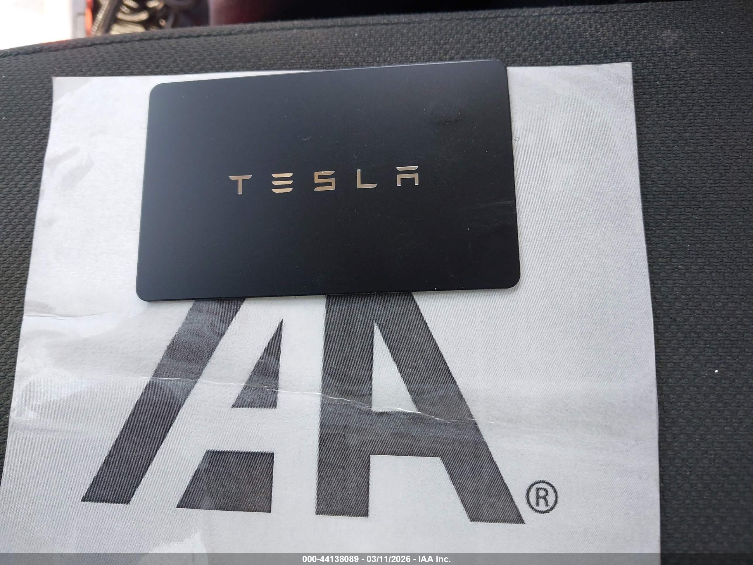 TESLA MODEL image 11