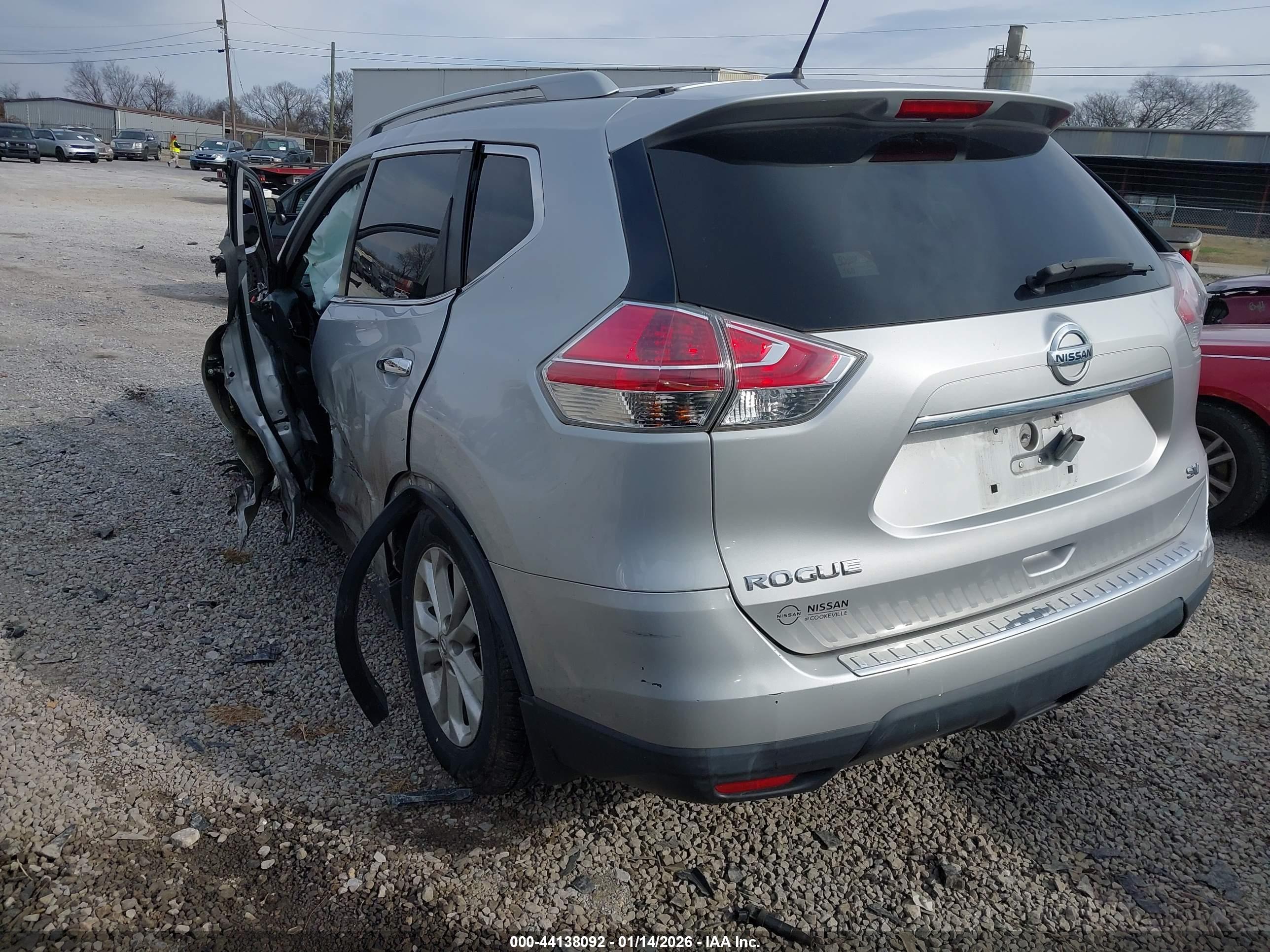 NISSAN ROGUE image 3