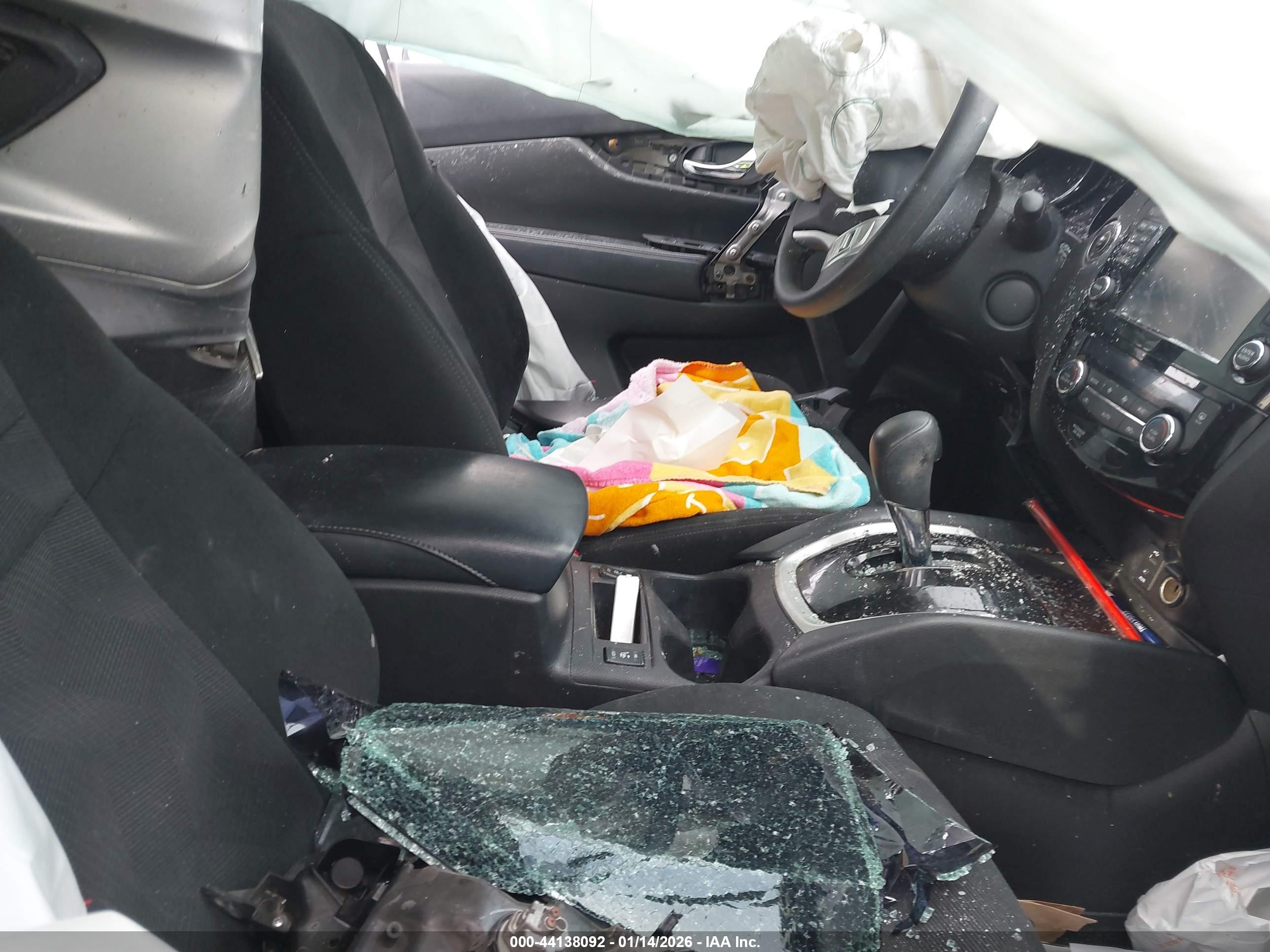 NISSAN ROGUE image 5