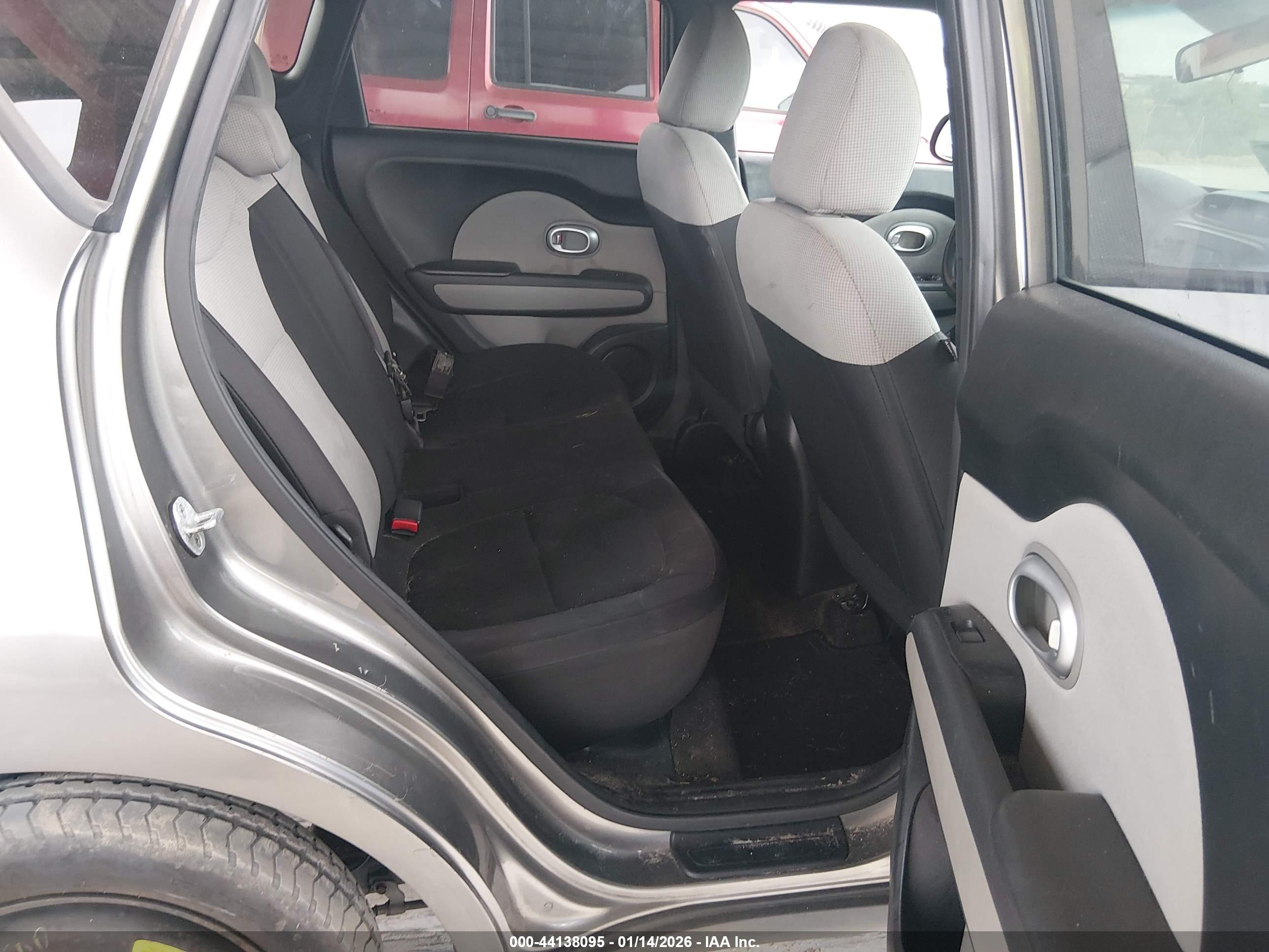 KIA SOUL image 8