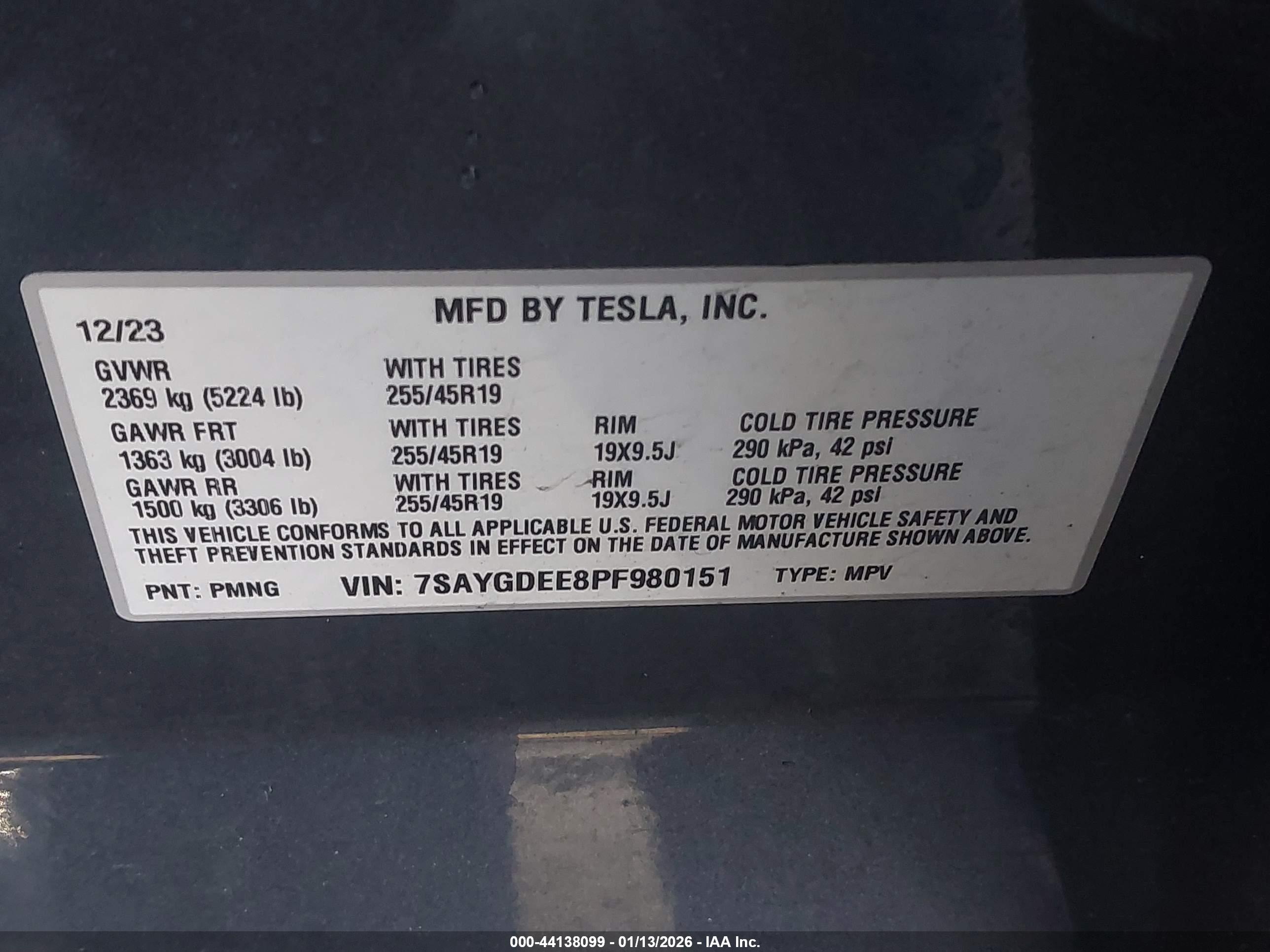 TESLA MODEL image 9