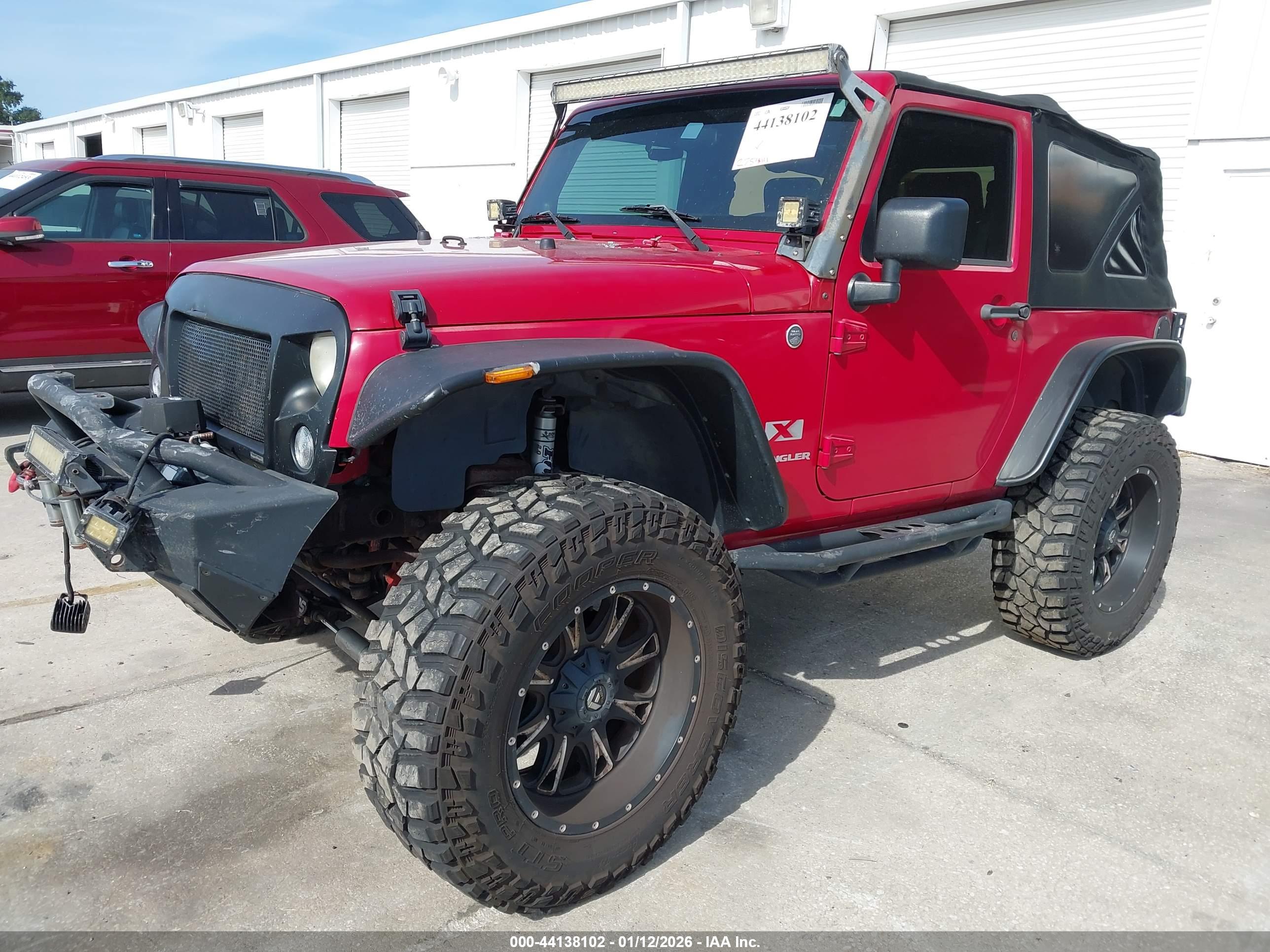 JEEP WRANGLER image 2