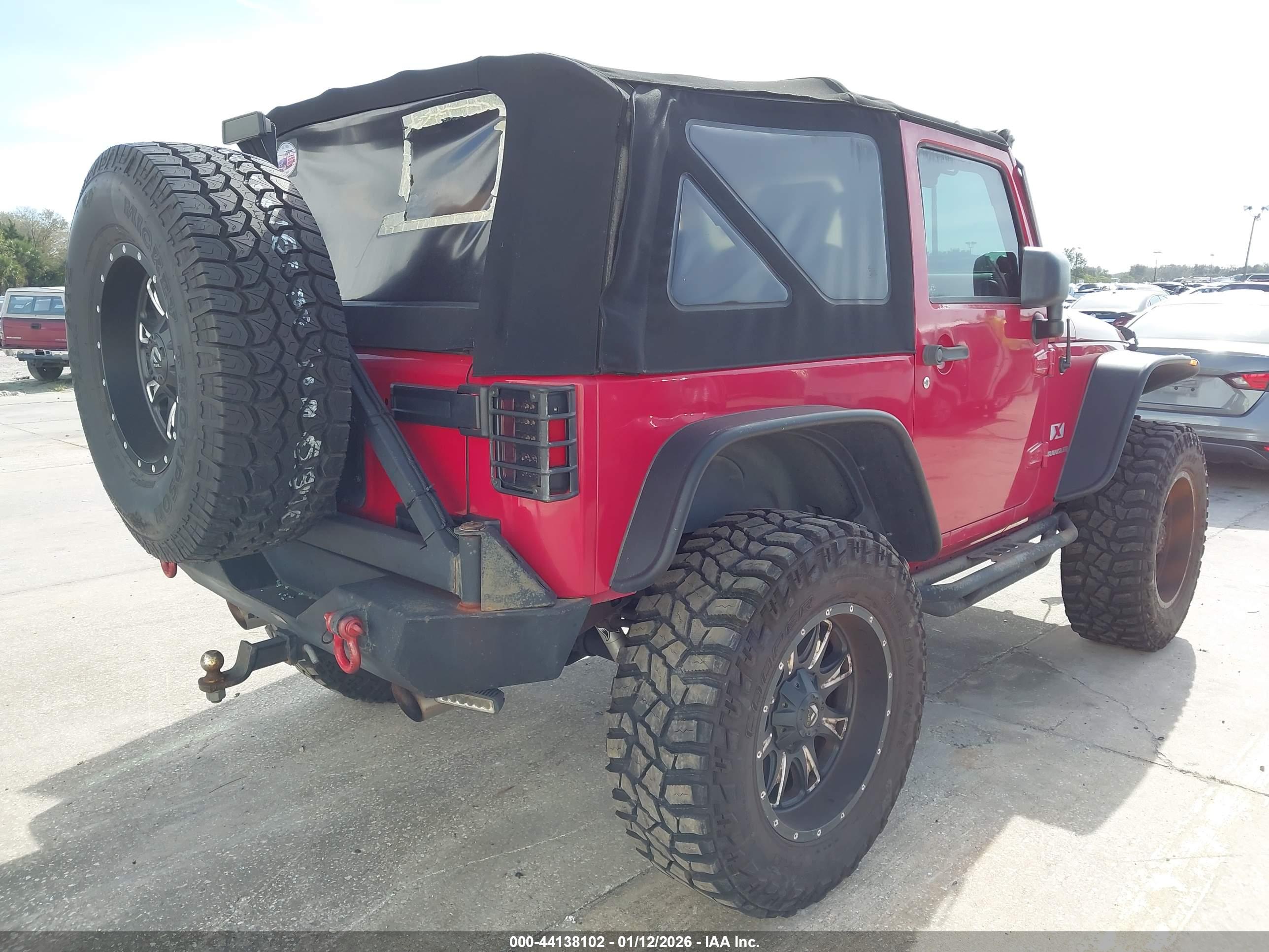 JEEP WRANGLER image 4