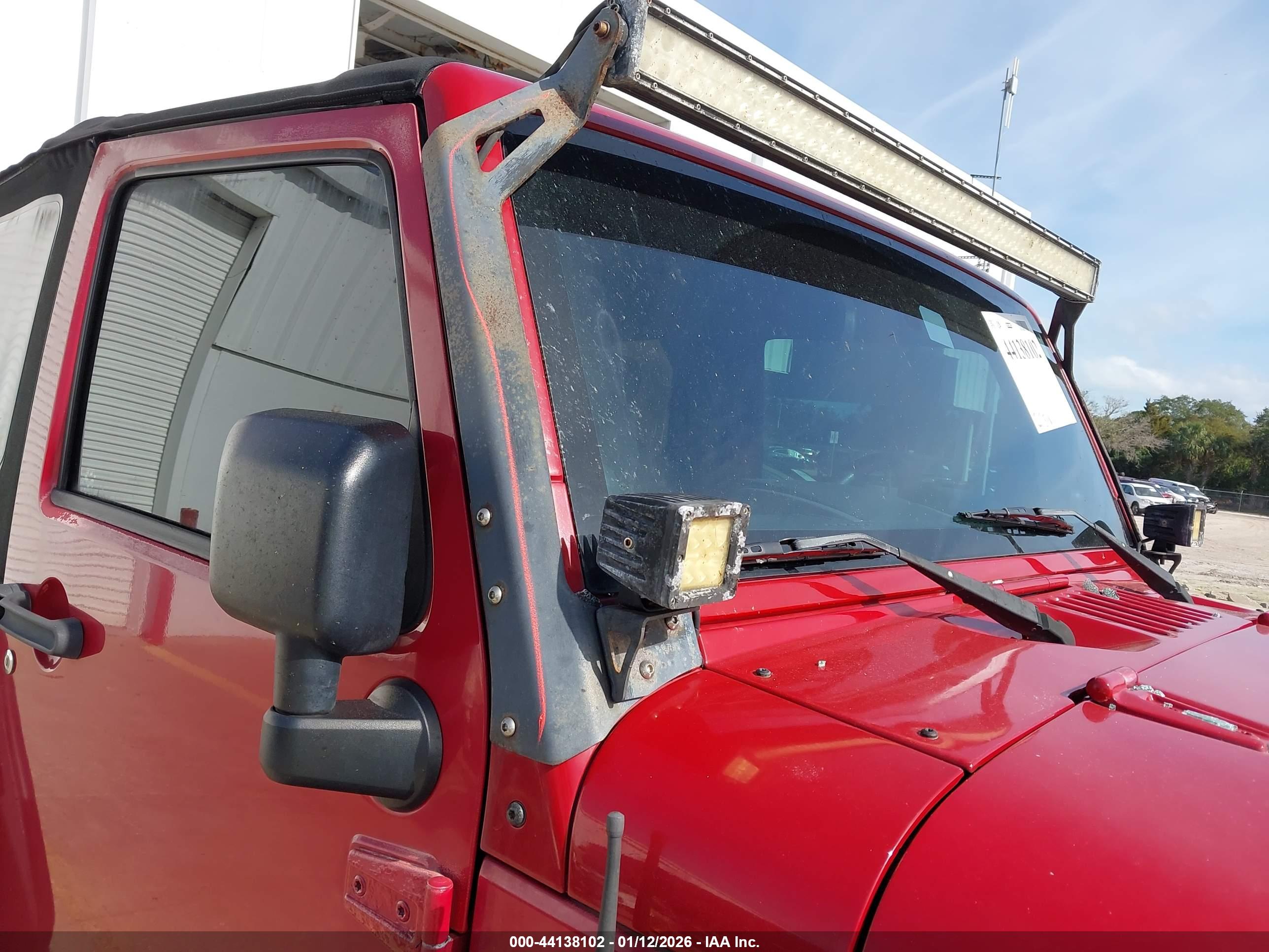JEEP WRANGLER image 6