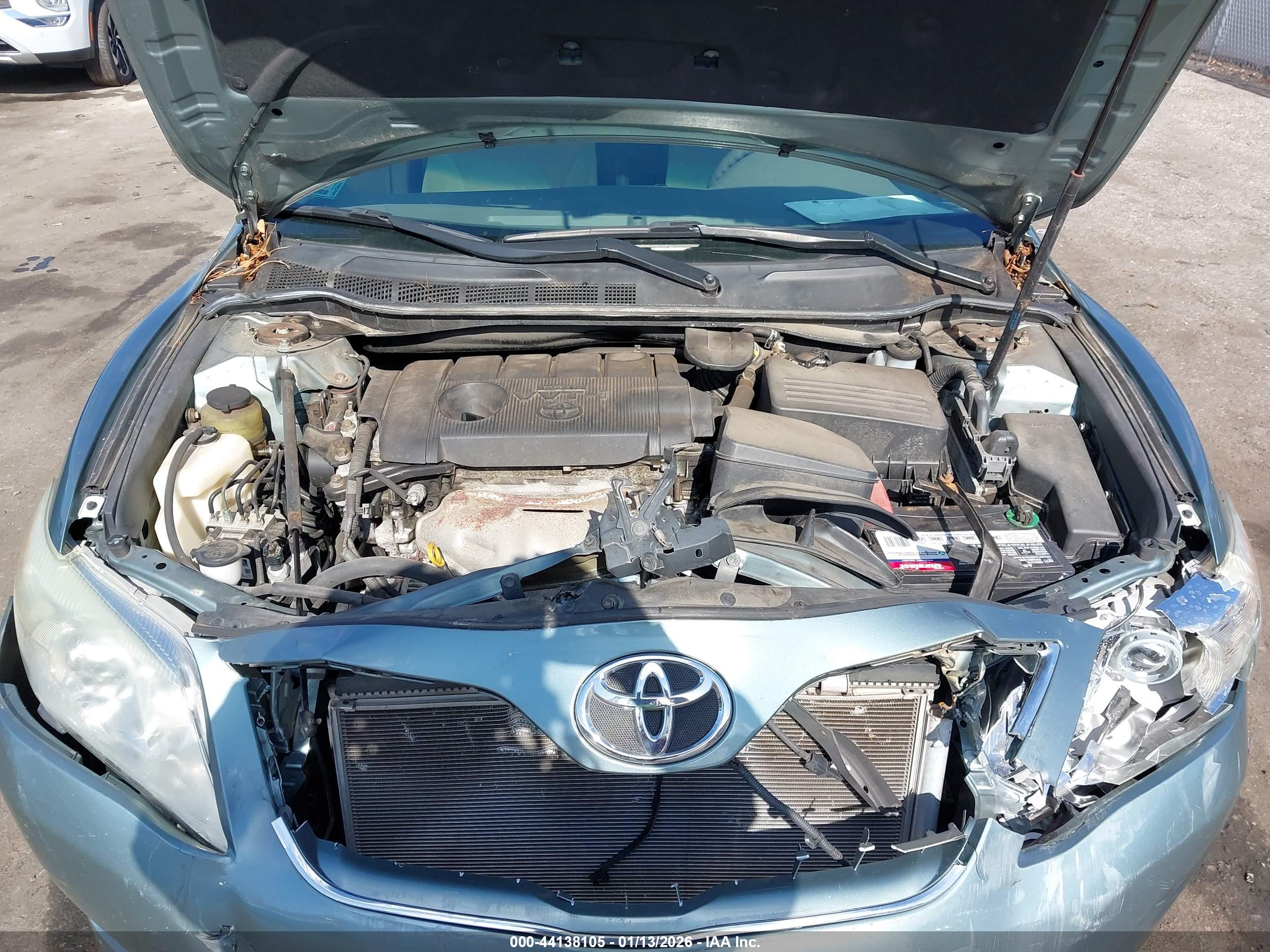 TOYOTA CAMRY image 10