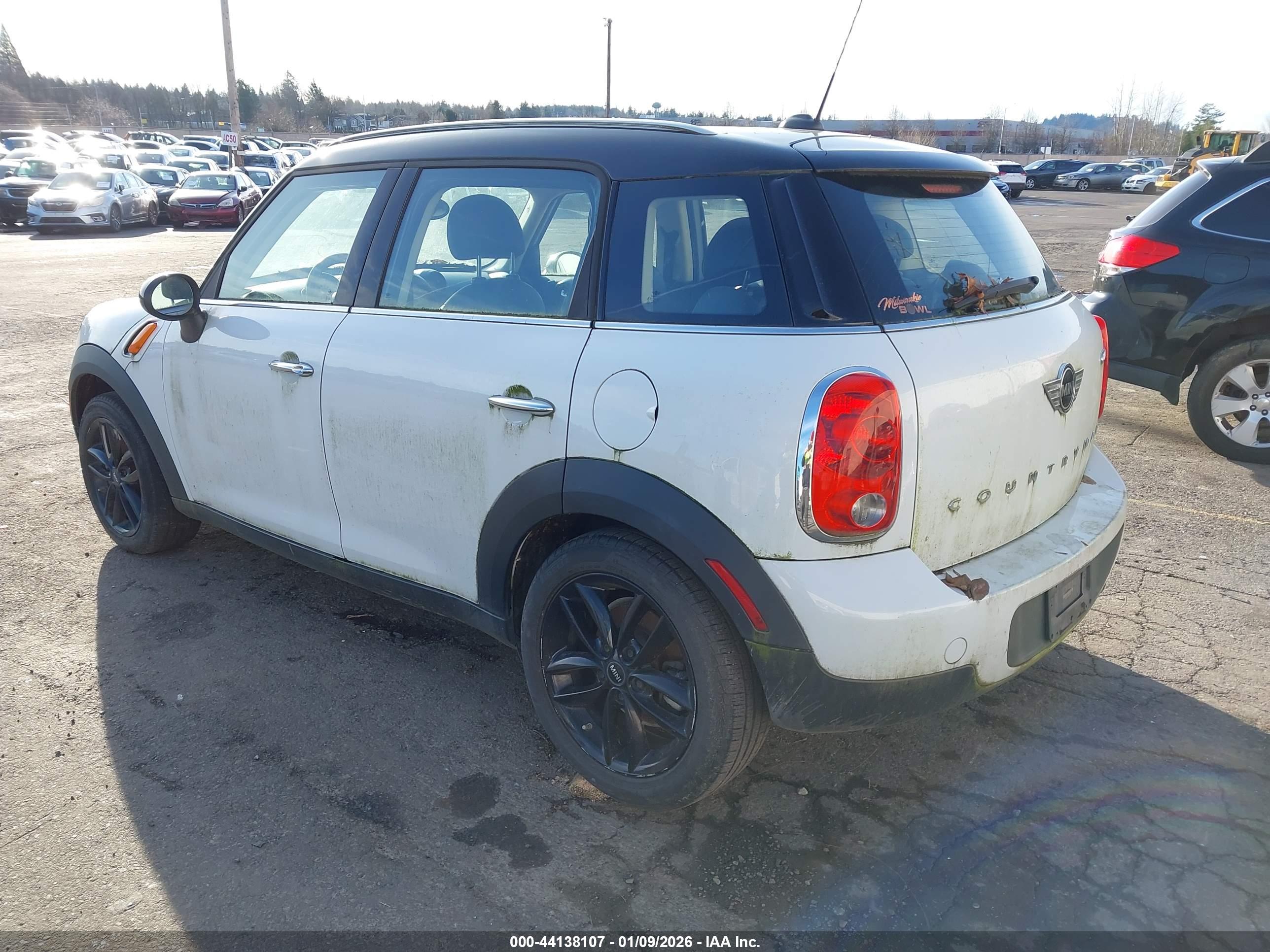 MINI COUNTRYMAN image 3
