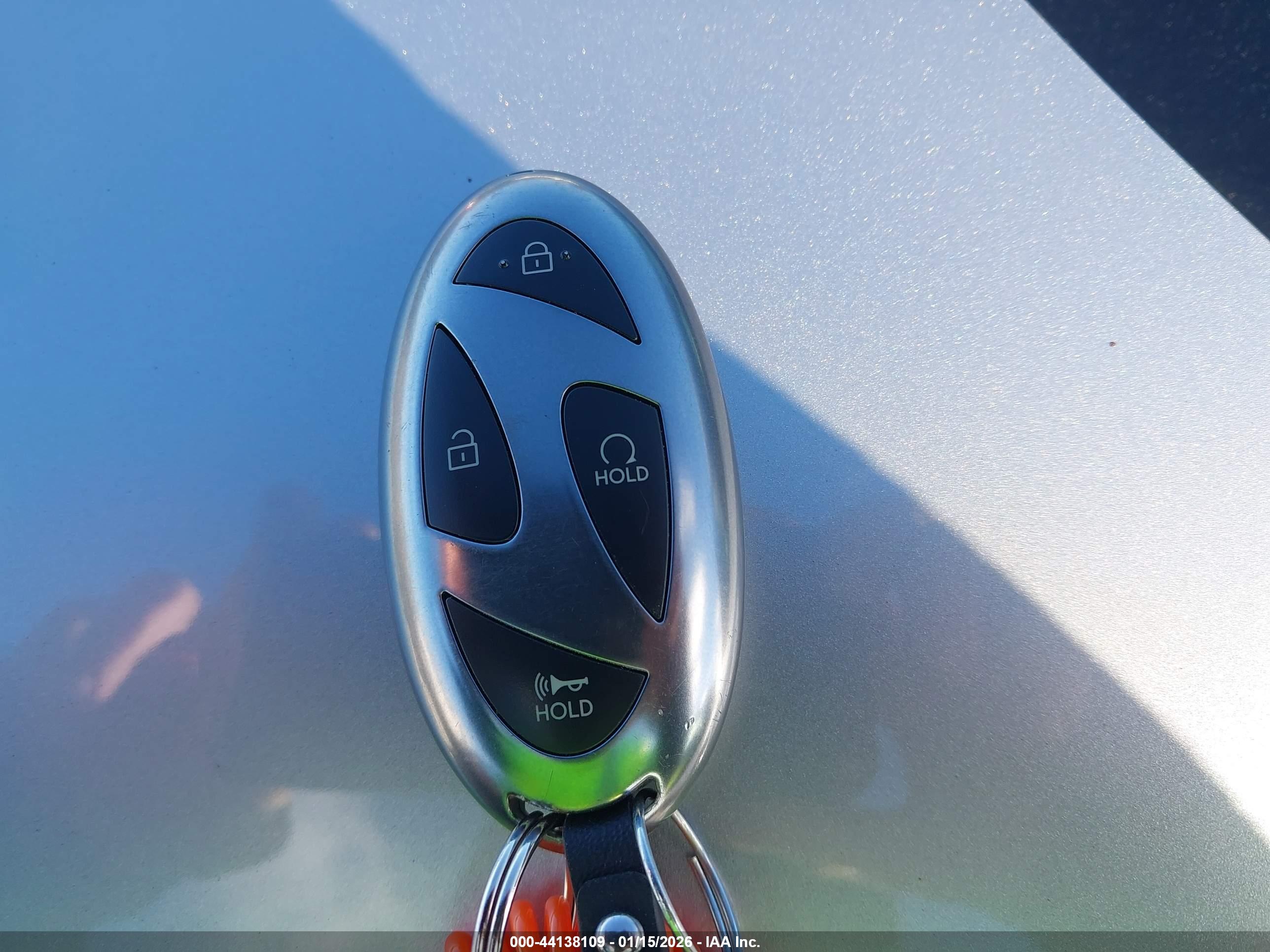 HYUNDAI TUCSON image 11