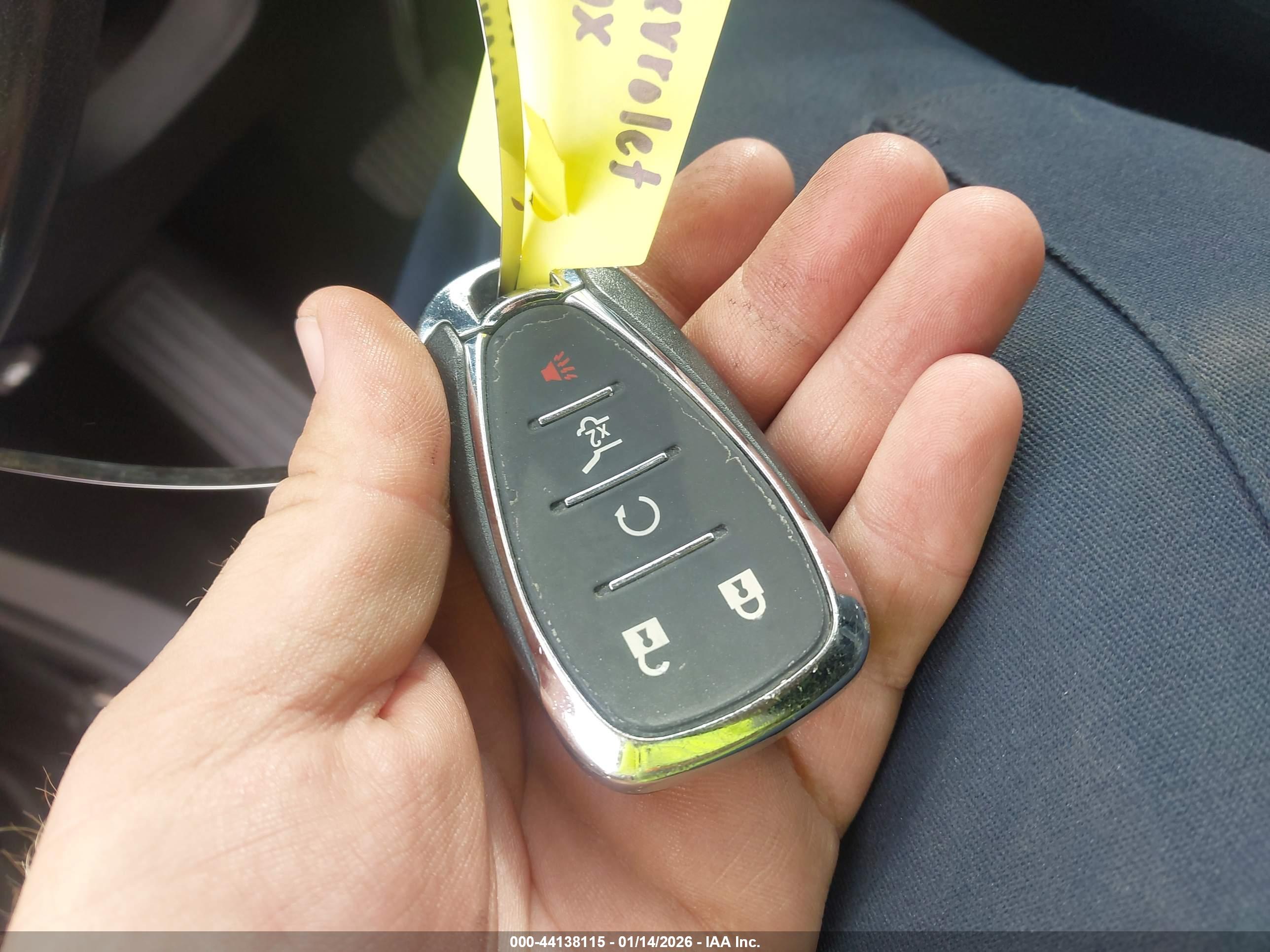 CHEVROLET EQUINOX image 11