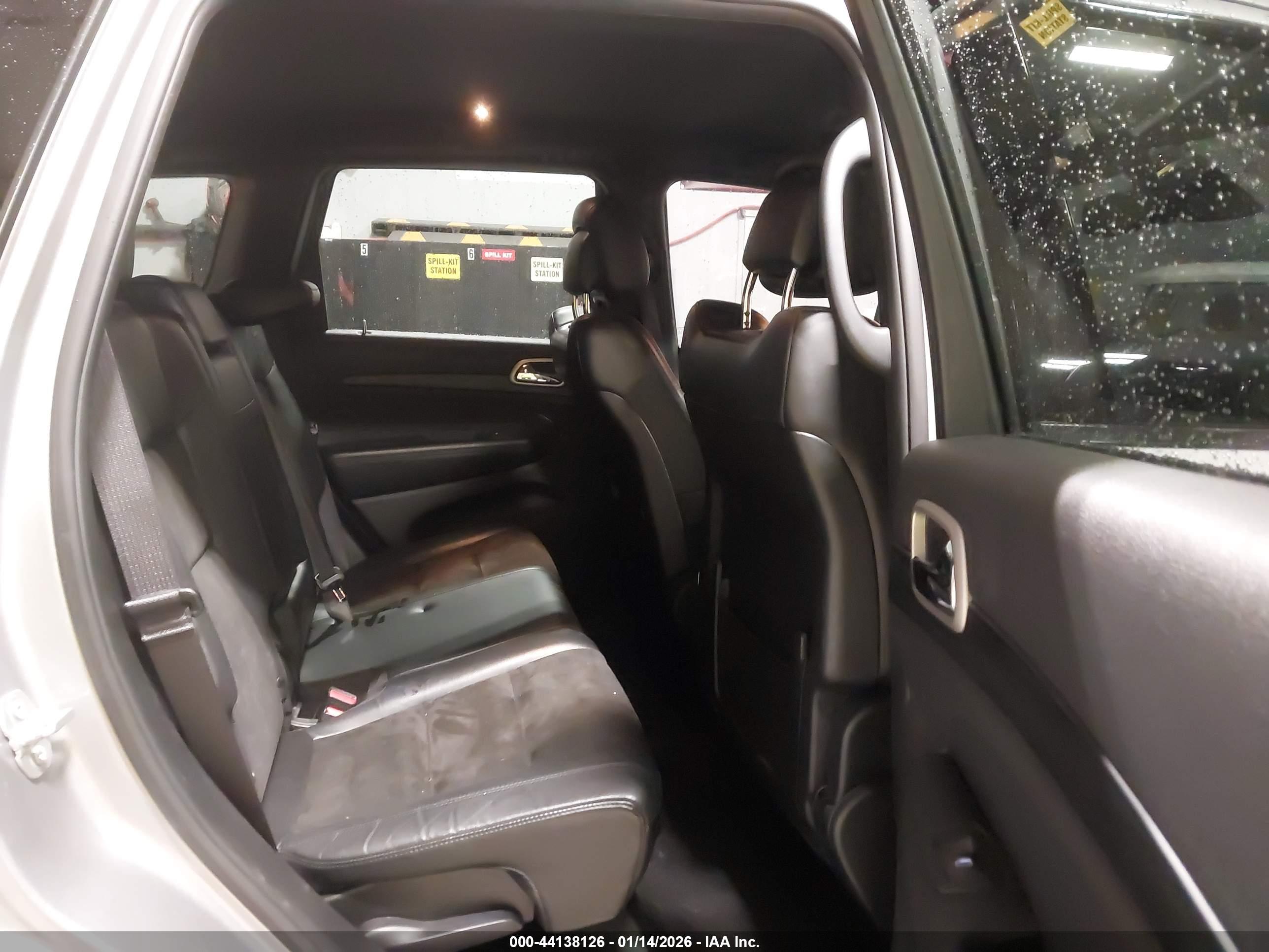 JEEP GRAND image 8