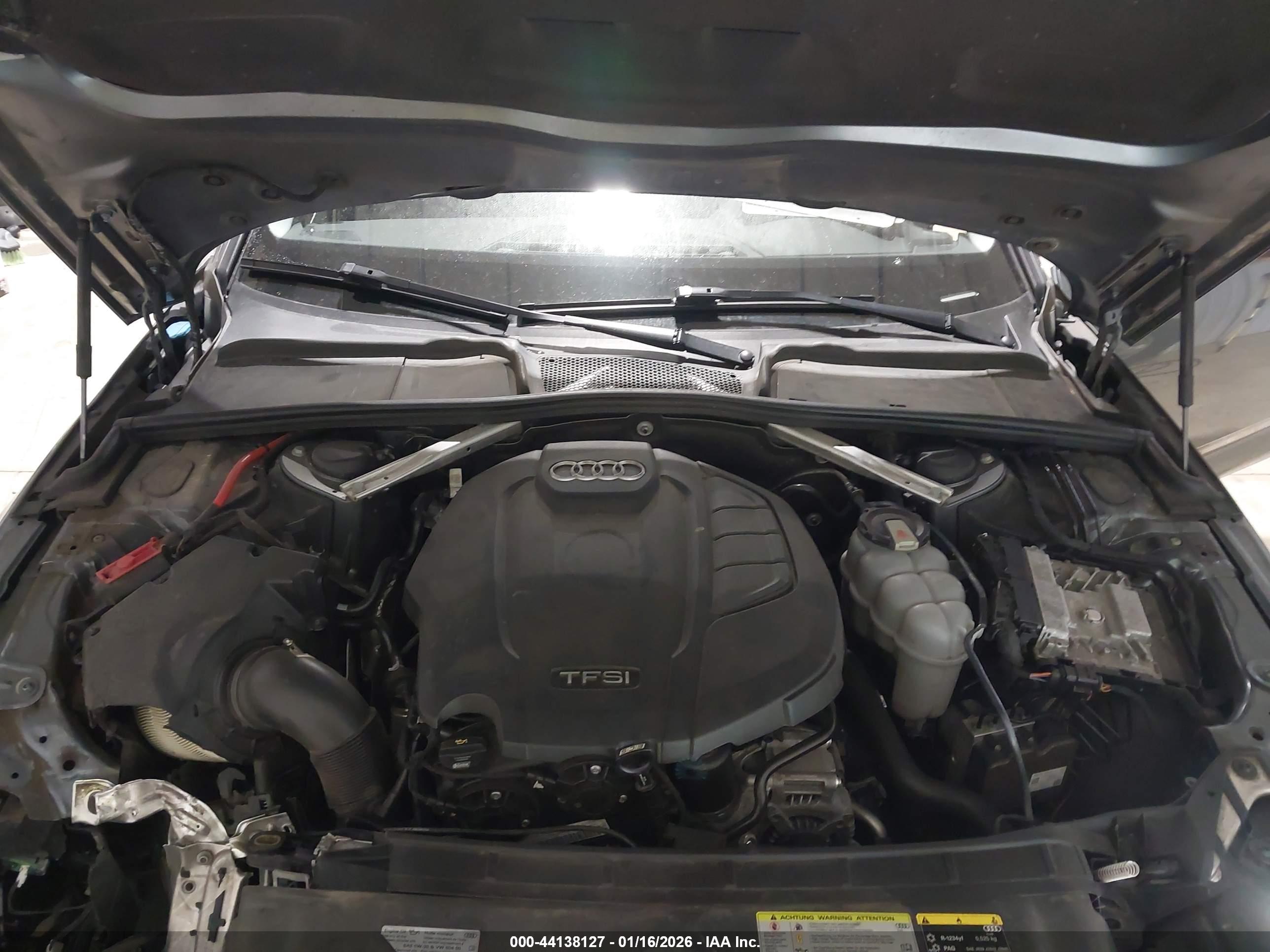 AUDI A4 image 10