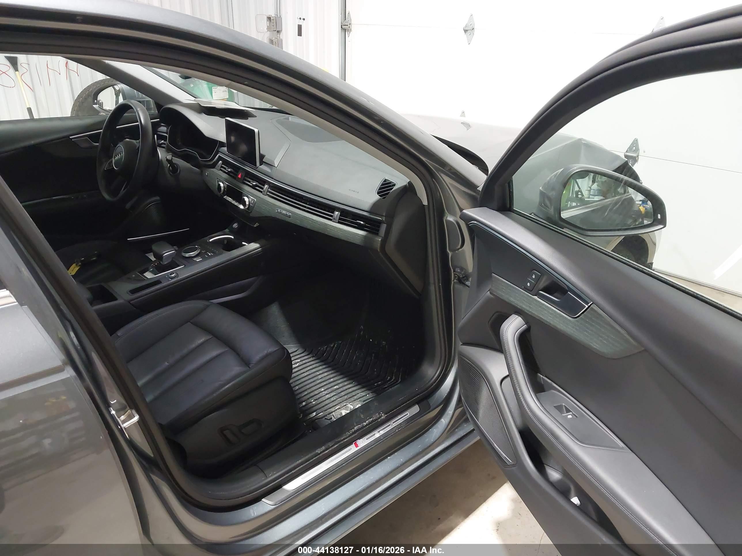 AUDI A4 image 5