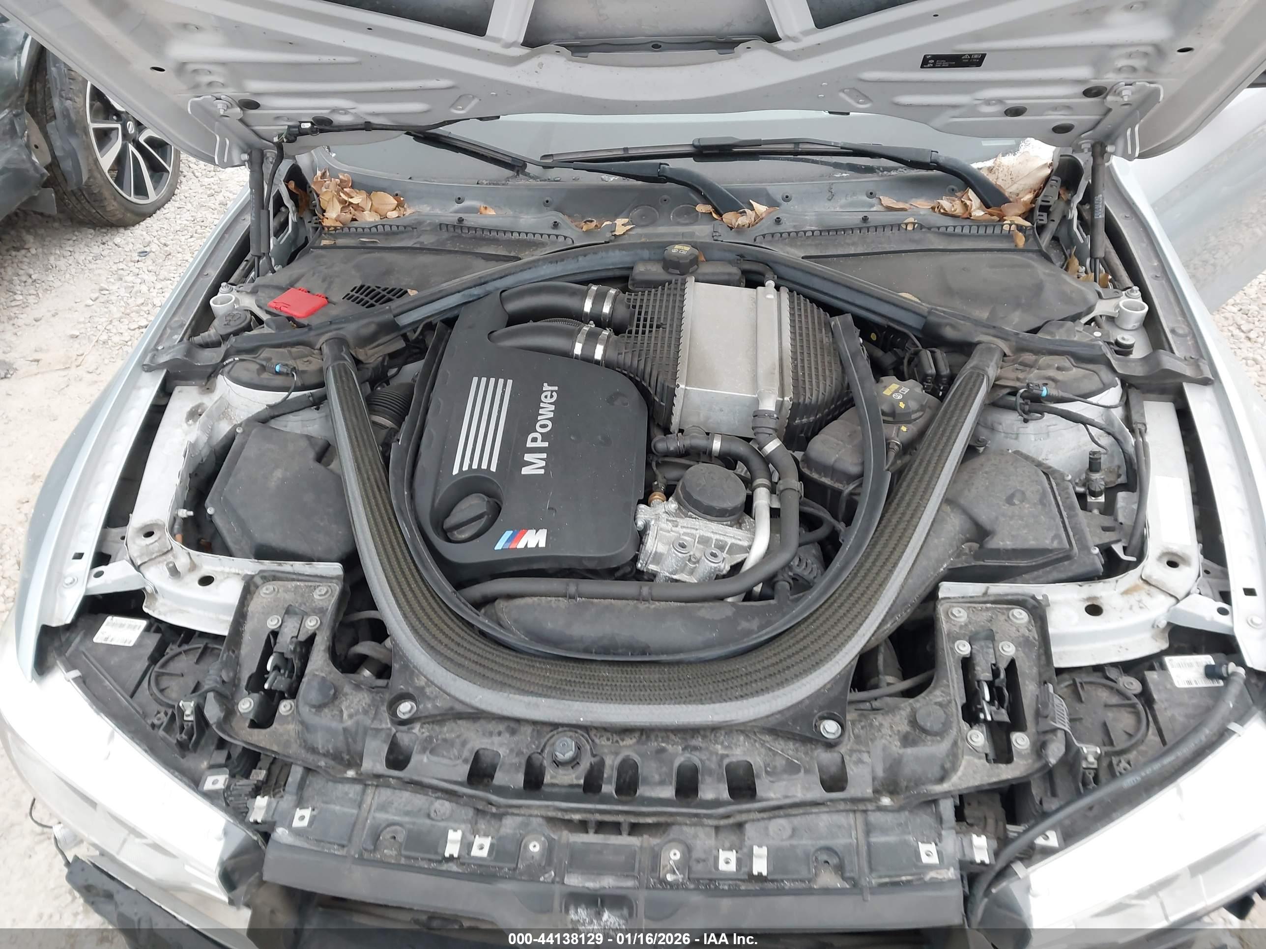 BMW M4 image 10
