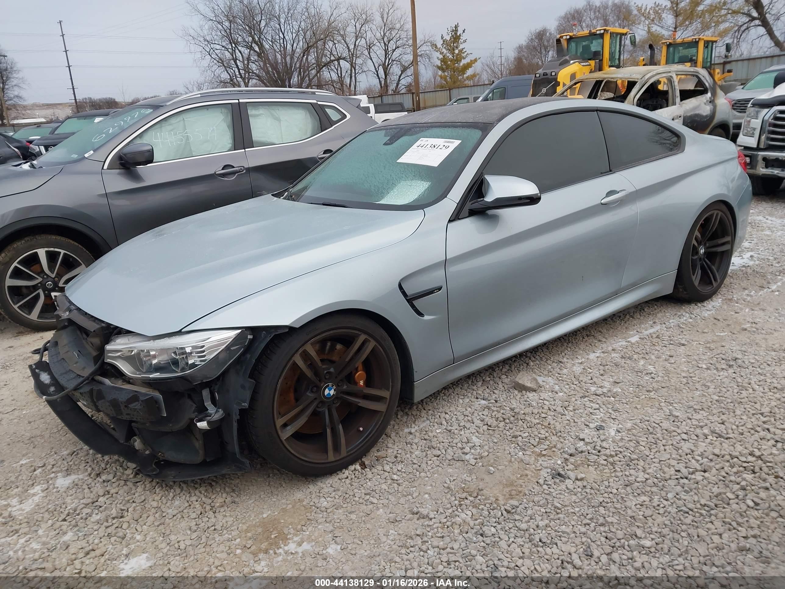 BMW M4 image 2