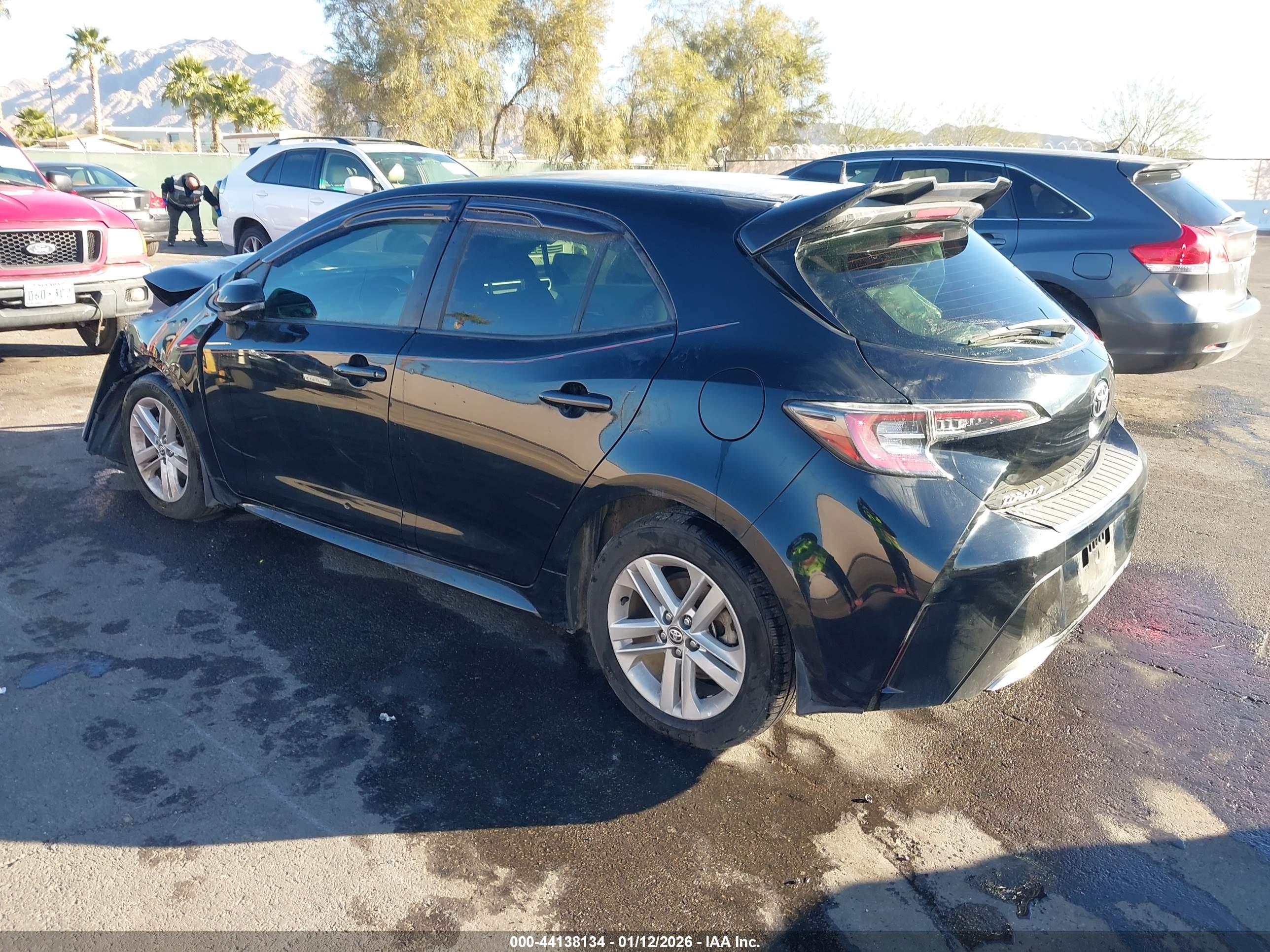 TOYOTA COROLLA image 3