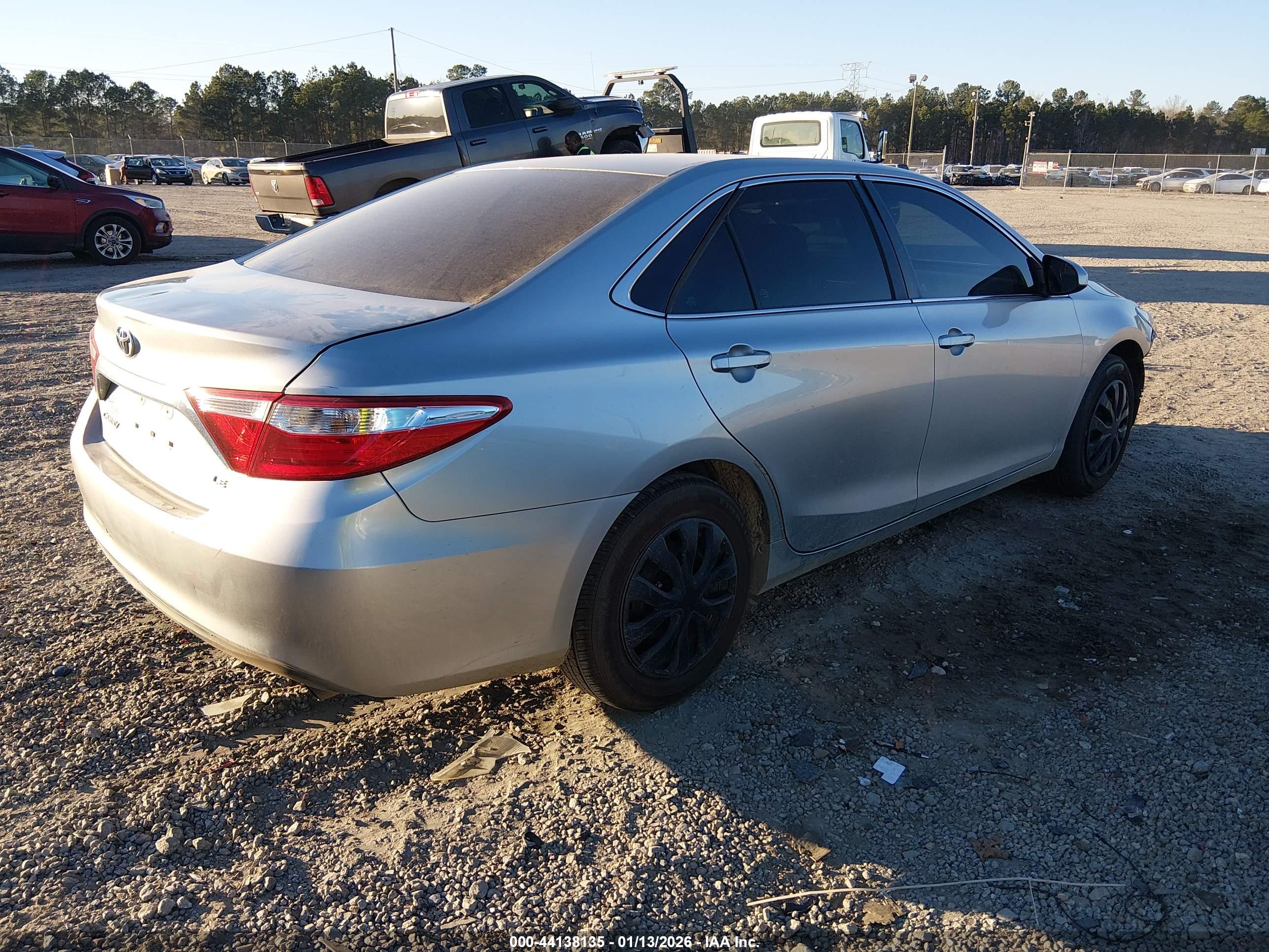 TOYOTA CAMRY image 4