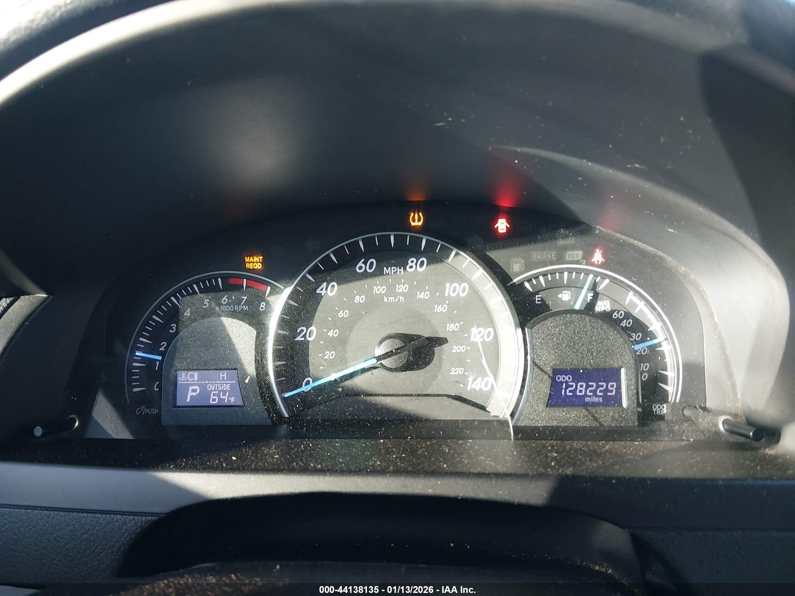 TOYOTA CAMRY image 7