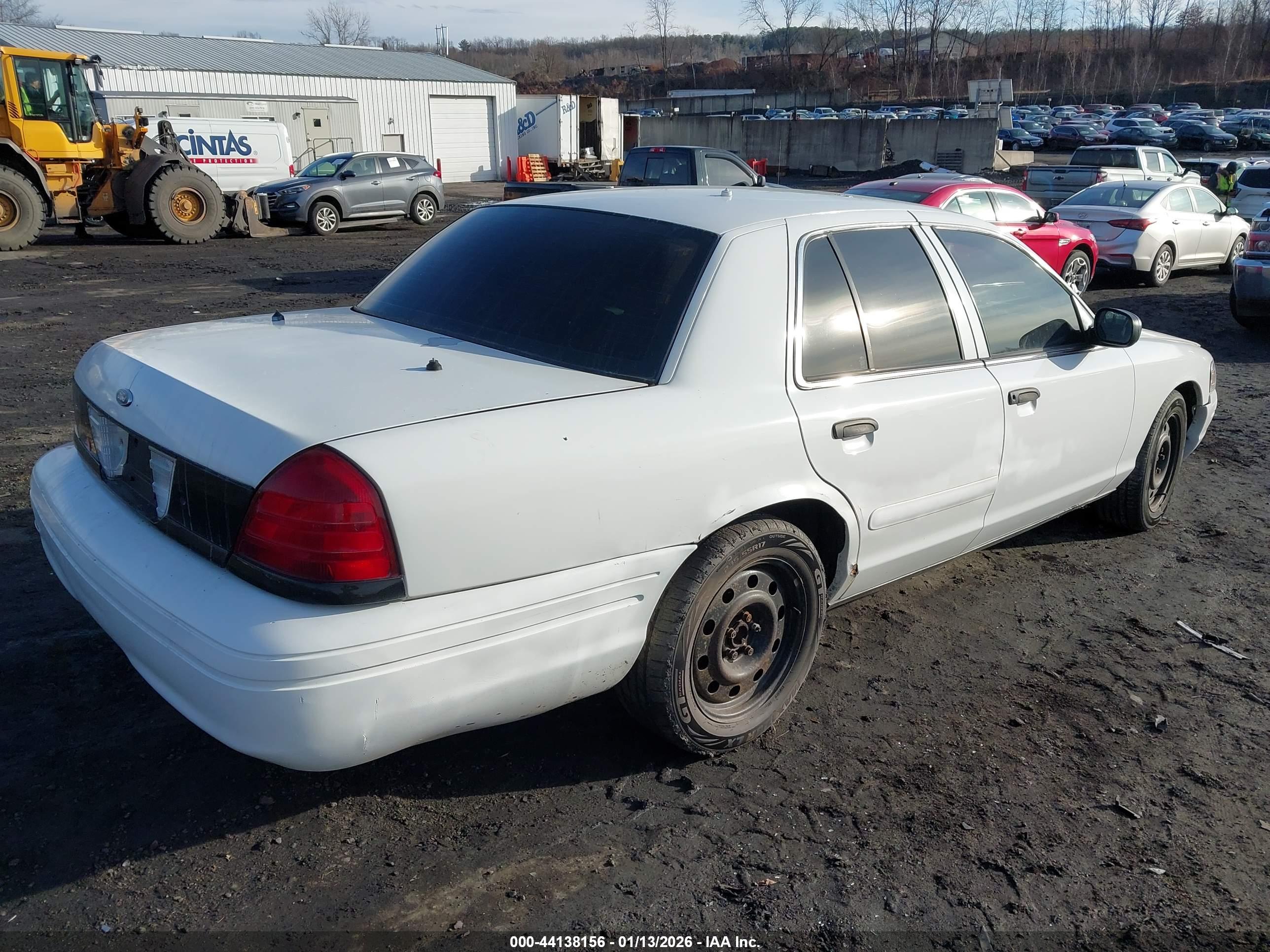 FORD CROWN image 4