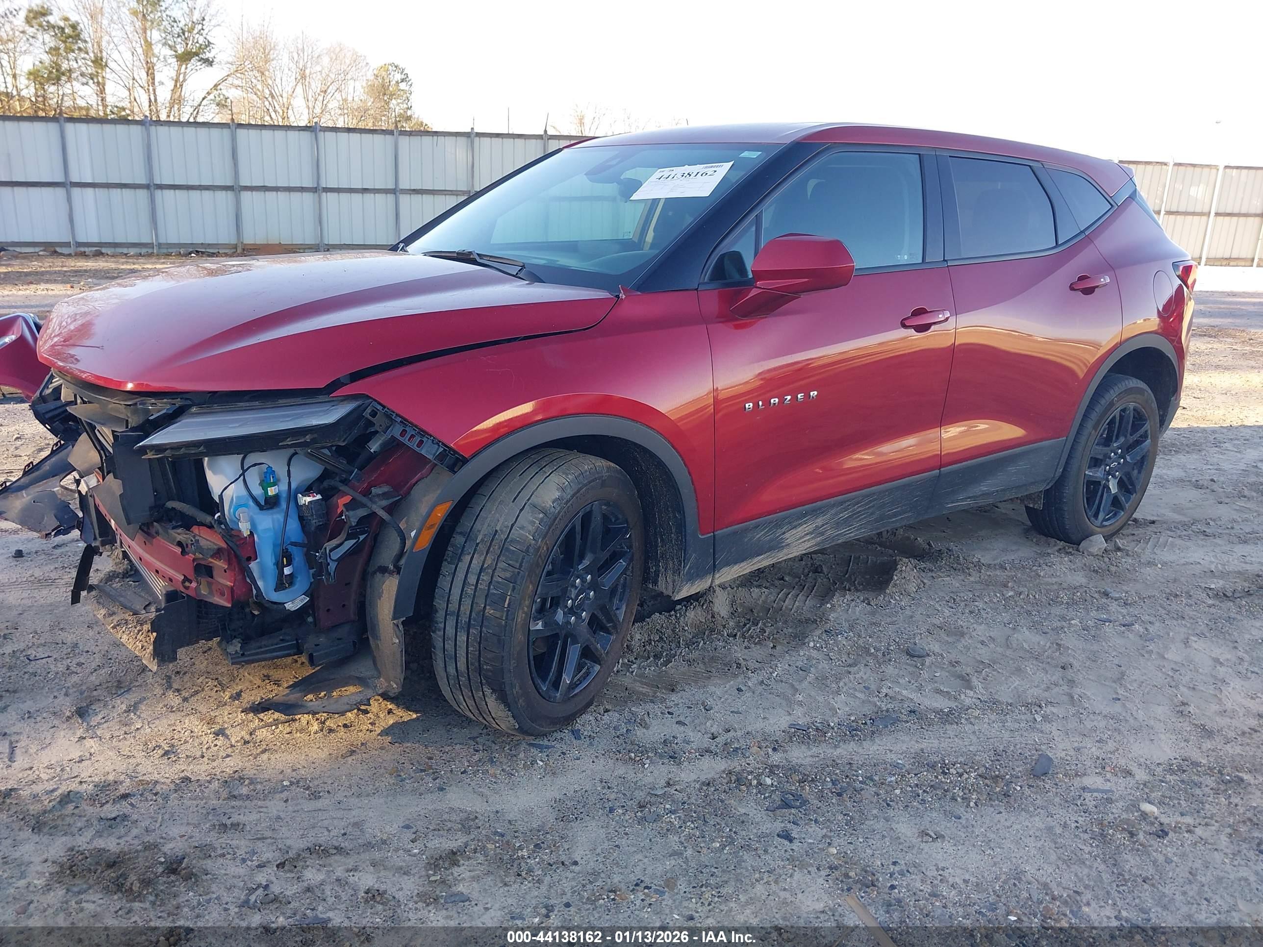 CHEVROLET BLAZER image 2