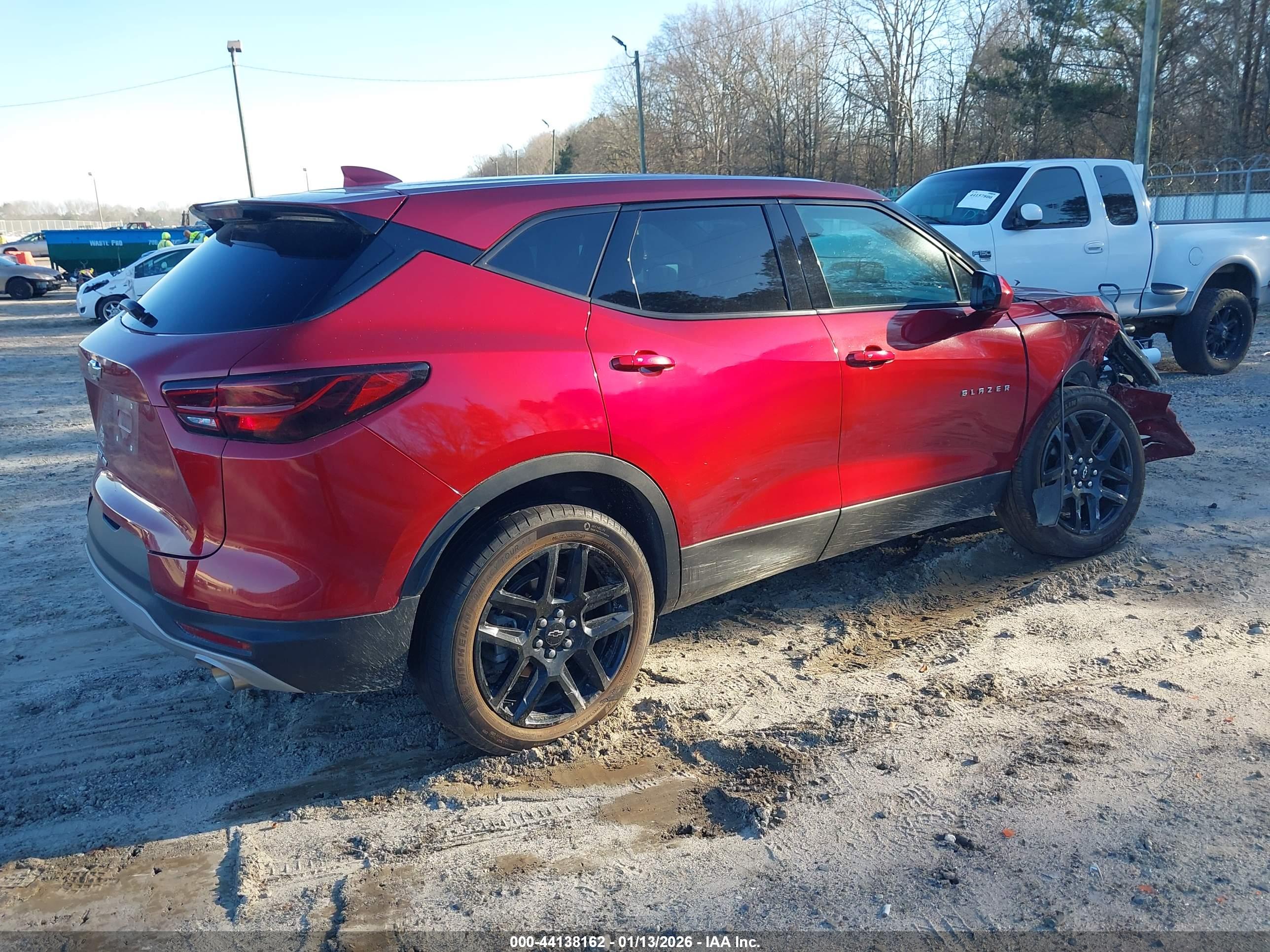 CHEVROLET BLAZER image 4