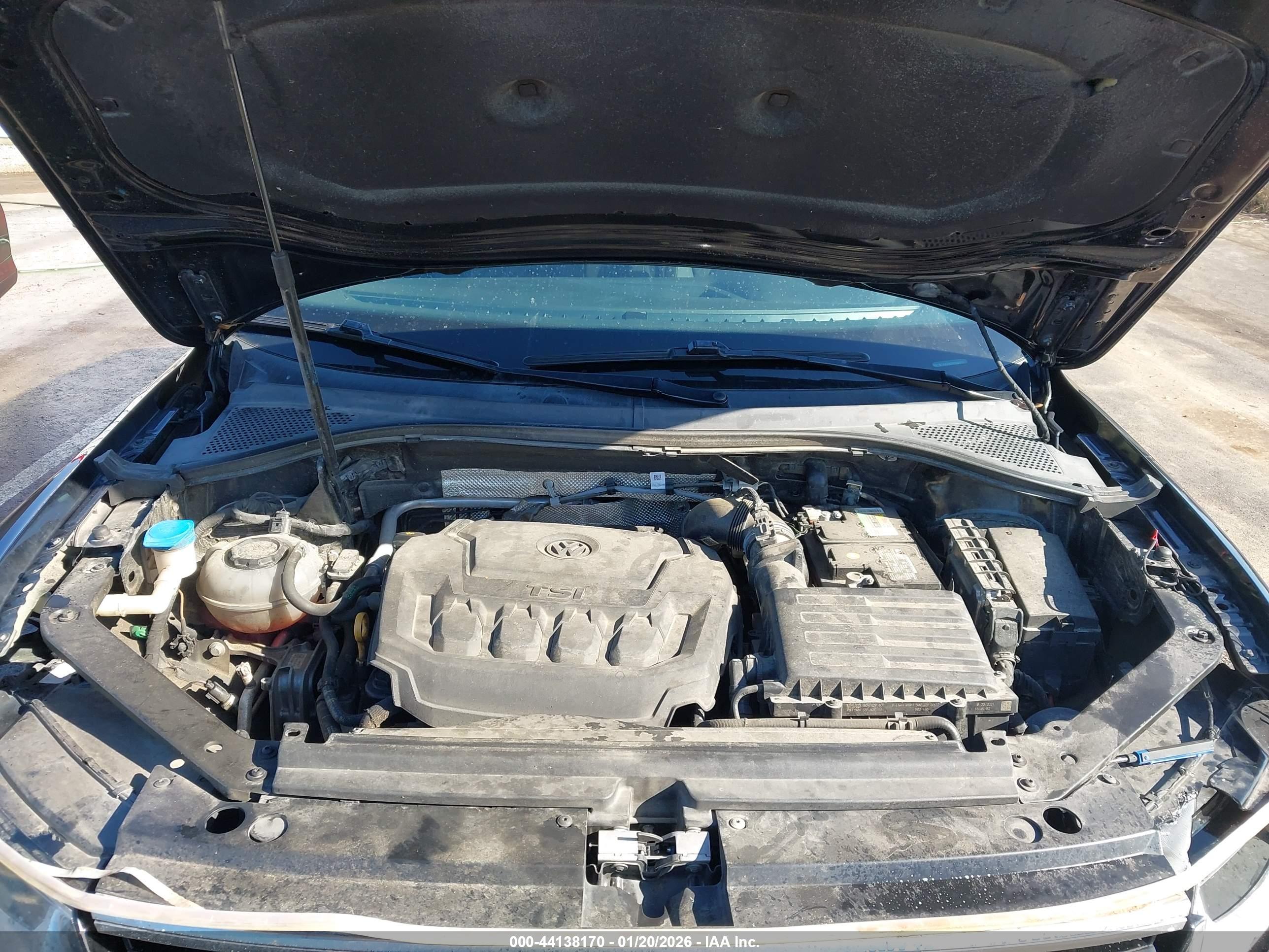 VOLKSWAGEN TIGUAN image 10