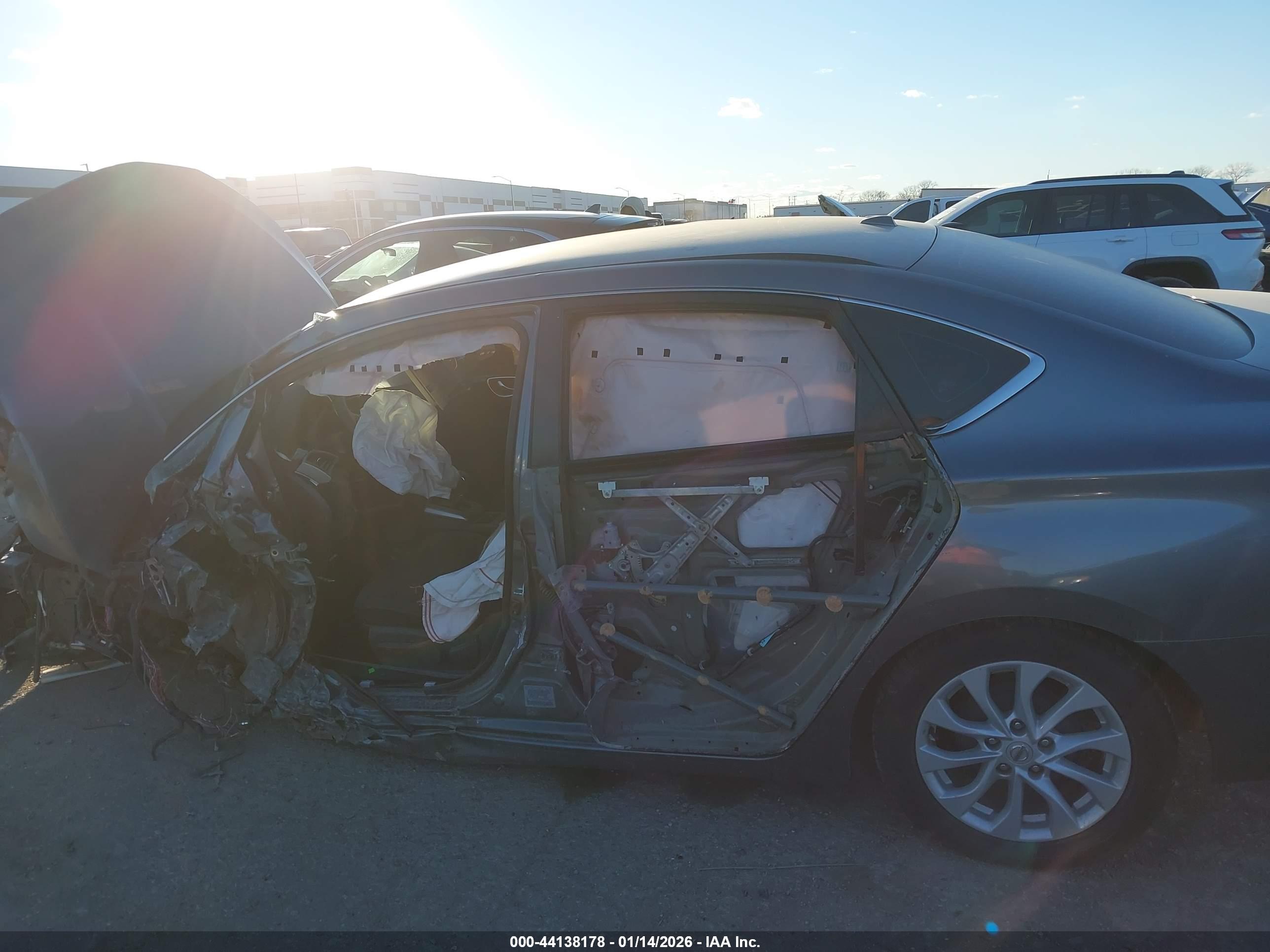 NISSAN SENTRA image 6