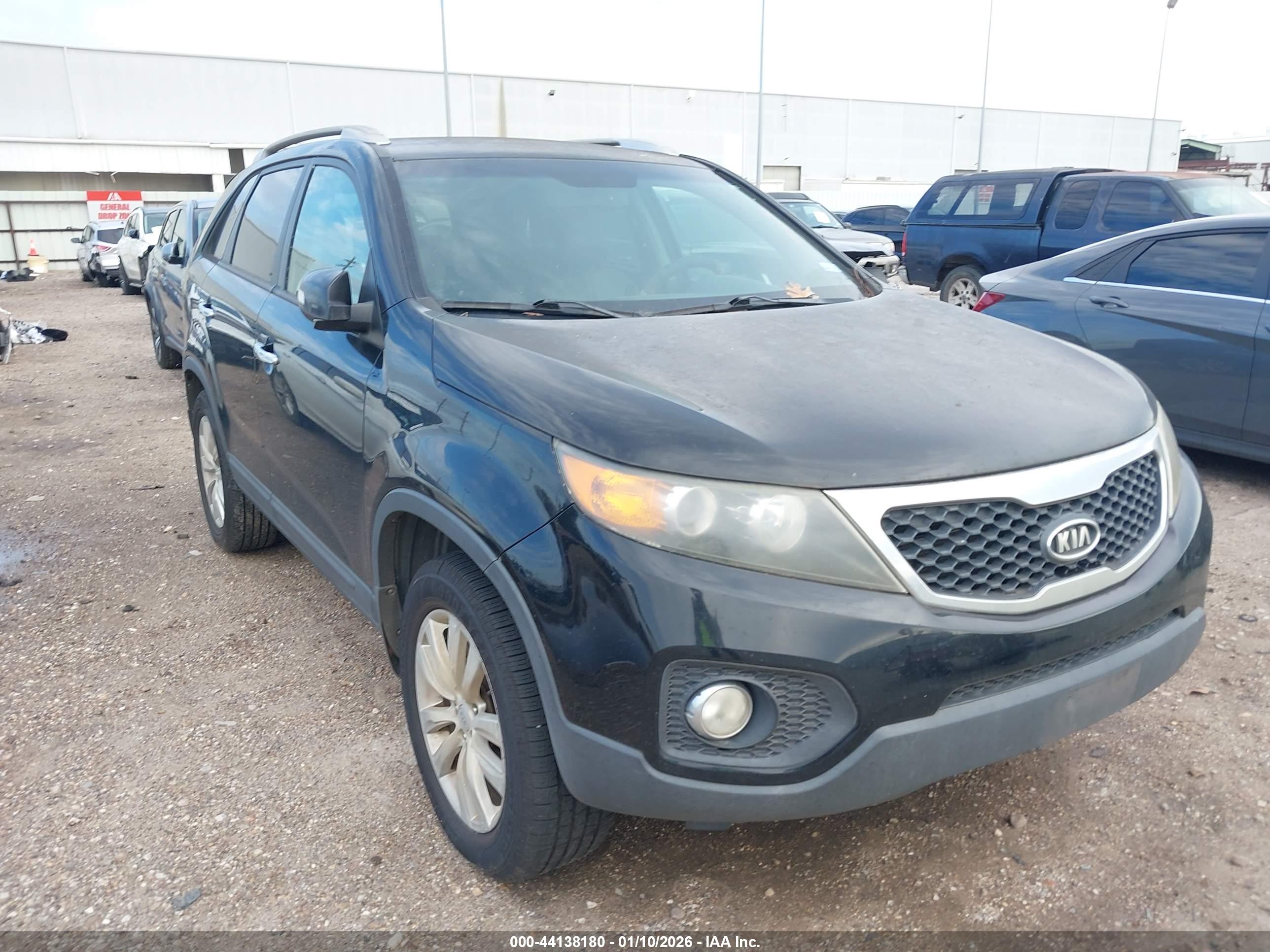 KIA SORENTO image 6