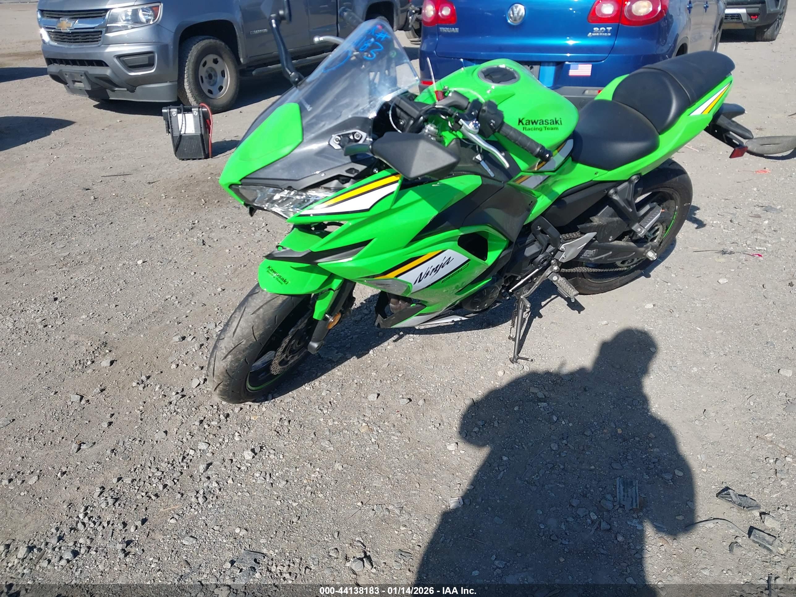 KAWASAKI EX650 image 2