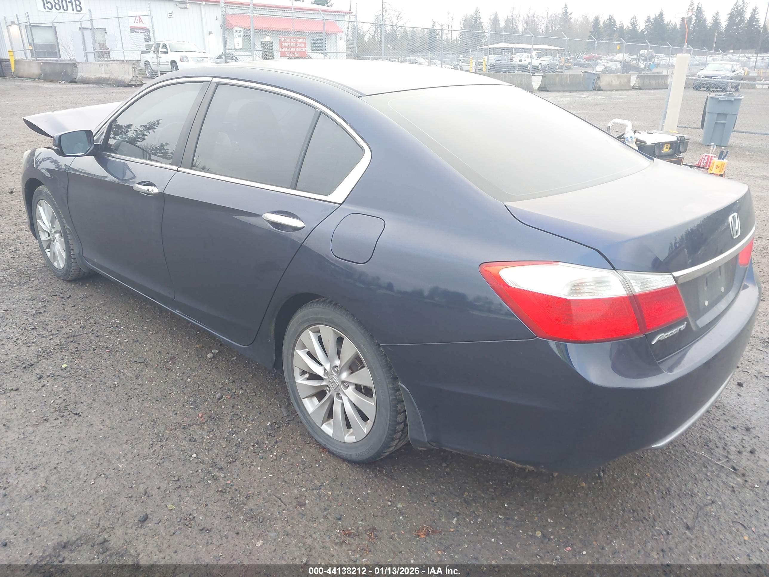 HONDA ACCORD image 3