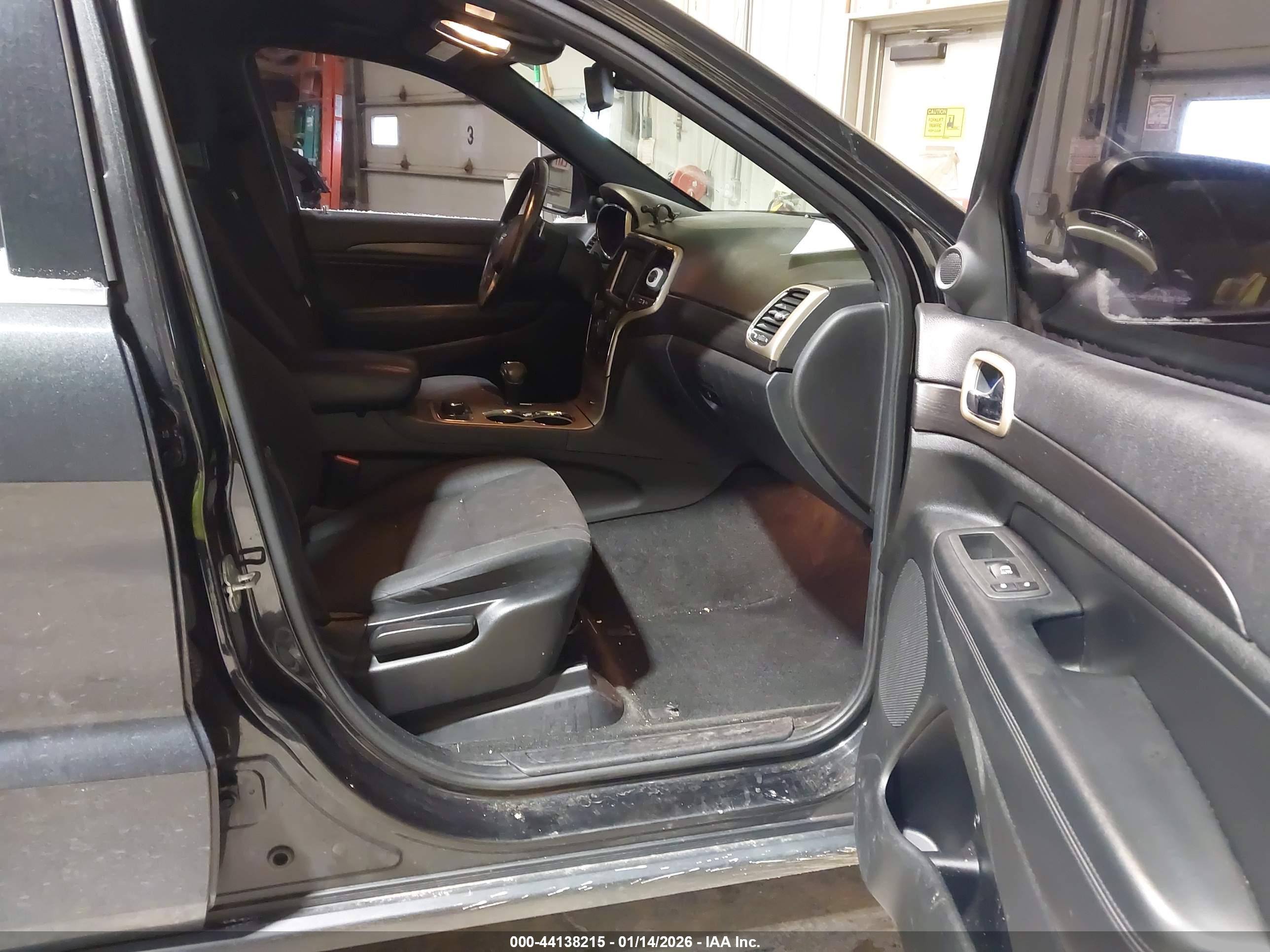 JEEP GRAND image 5
