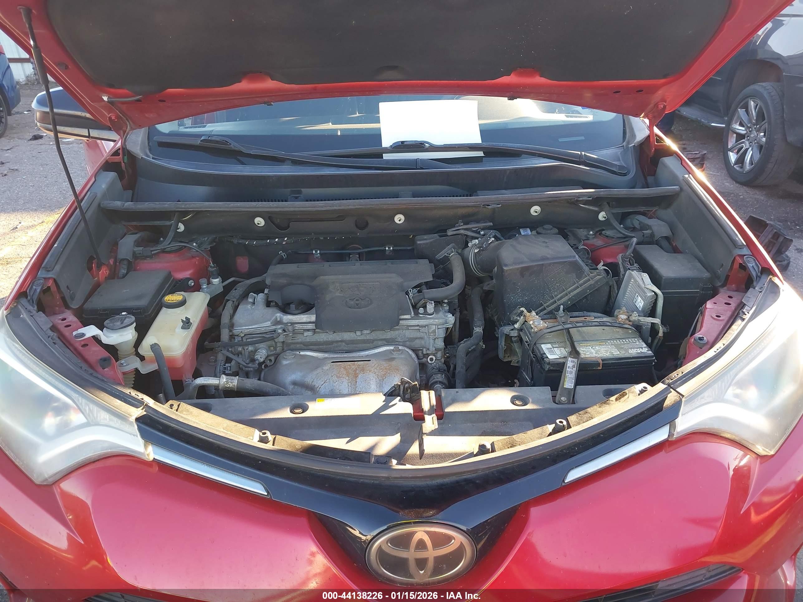 TOYOTA RAV4 image 10