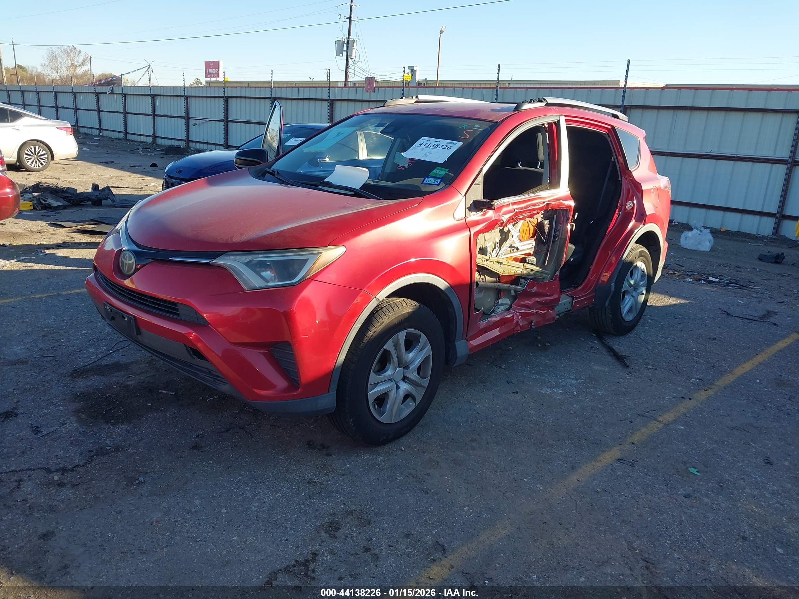 TOYOTA RAV4 image 2