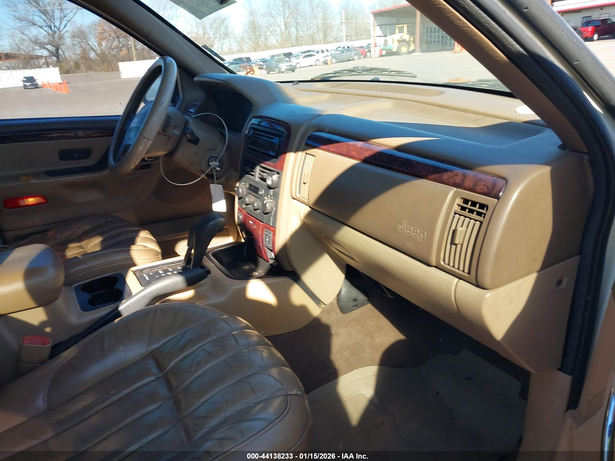 JEEP GRAND image 5