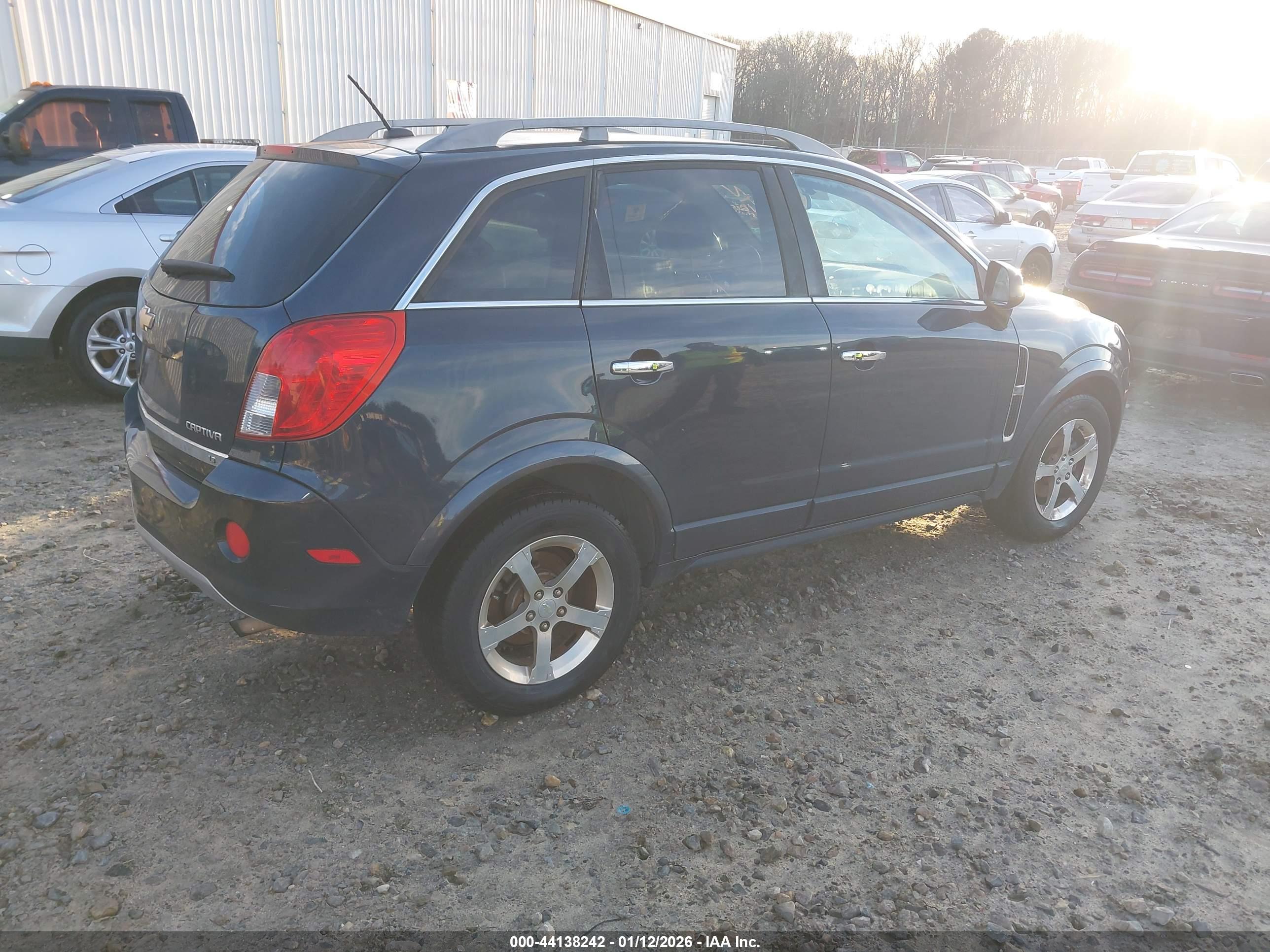 CHEVROLET CAPTIVA image 4