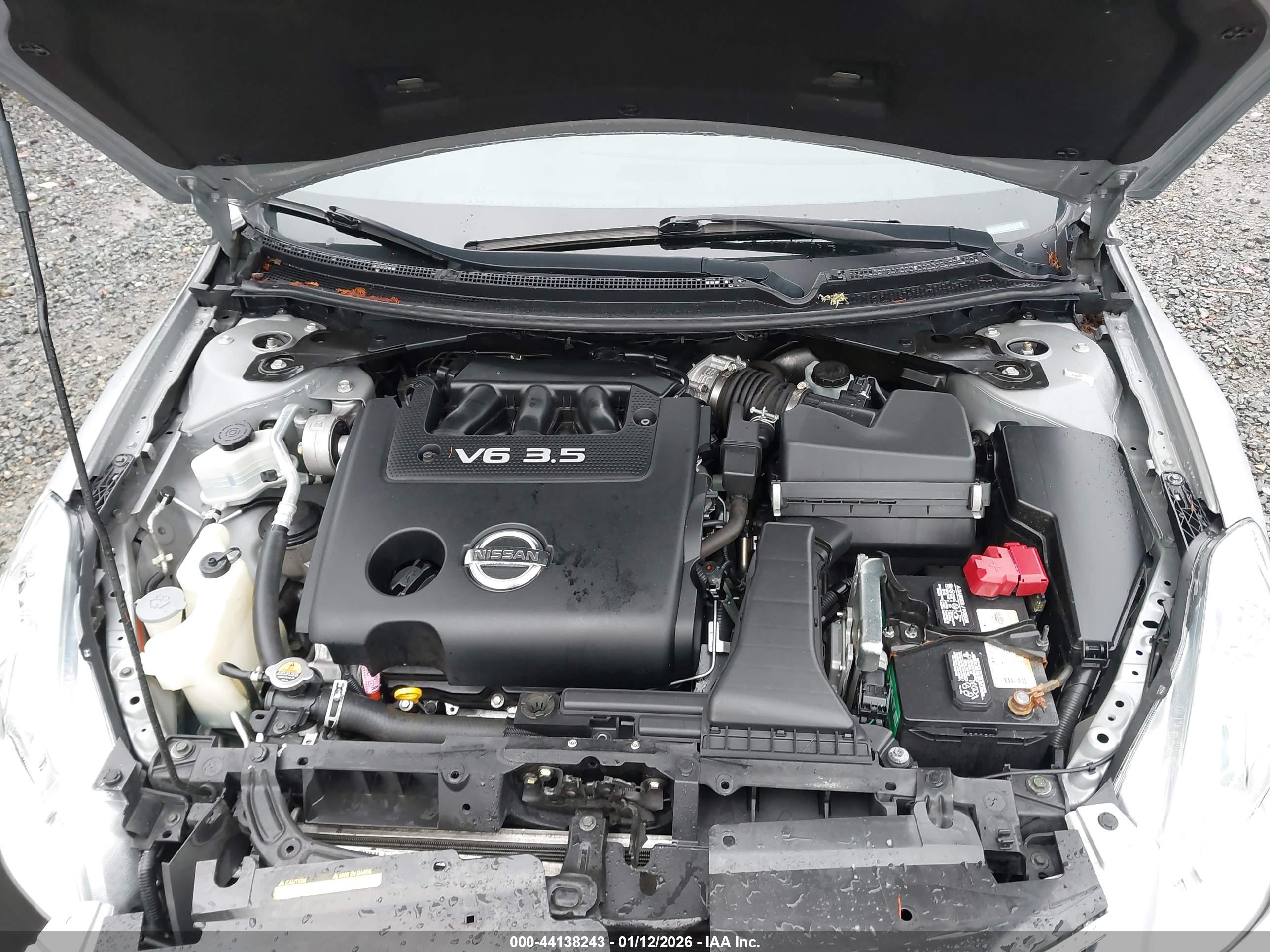 NISSAN ALTIMA image 10