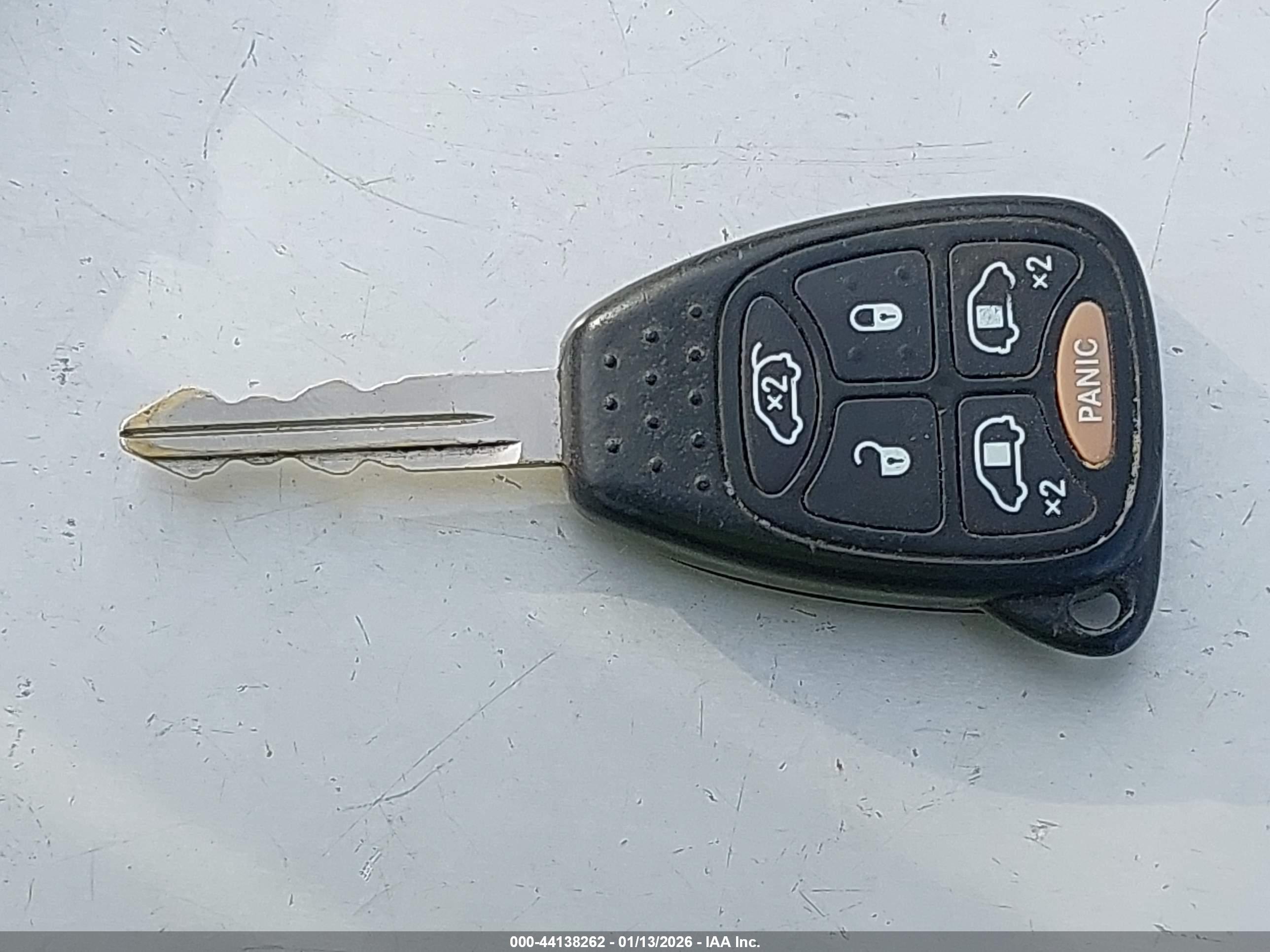 CHRYSLER TOWN image 11