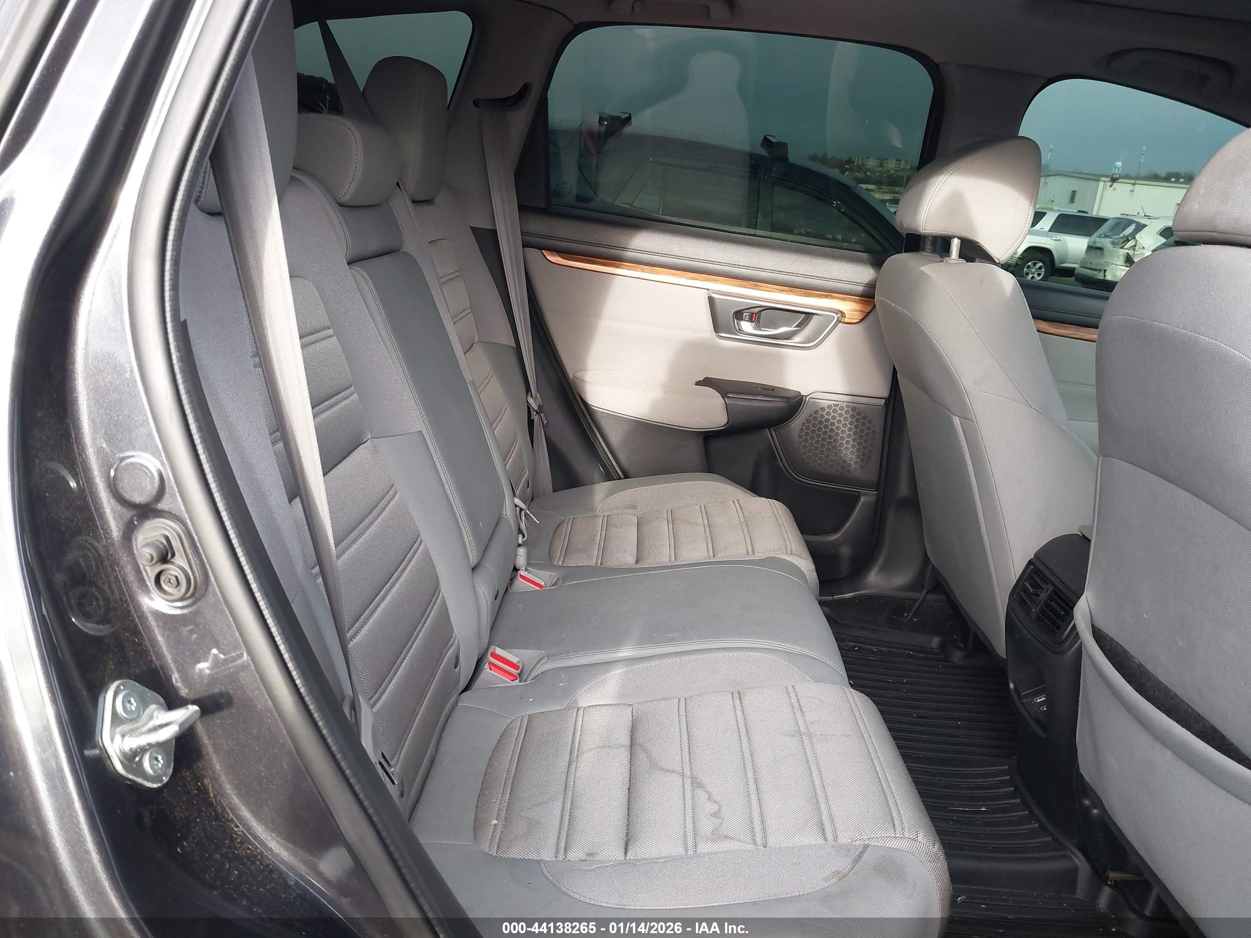 HONDA CR-V image 8