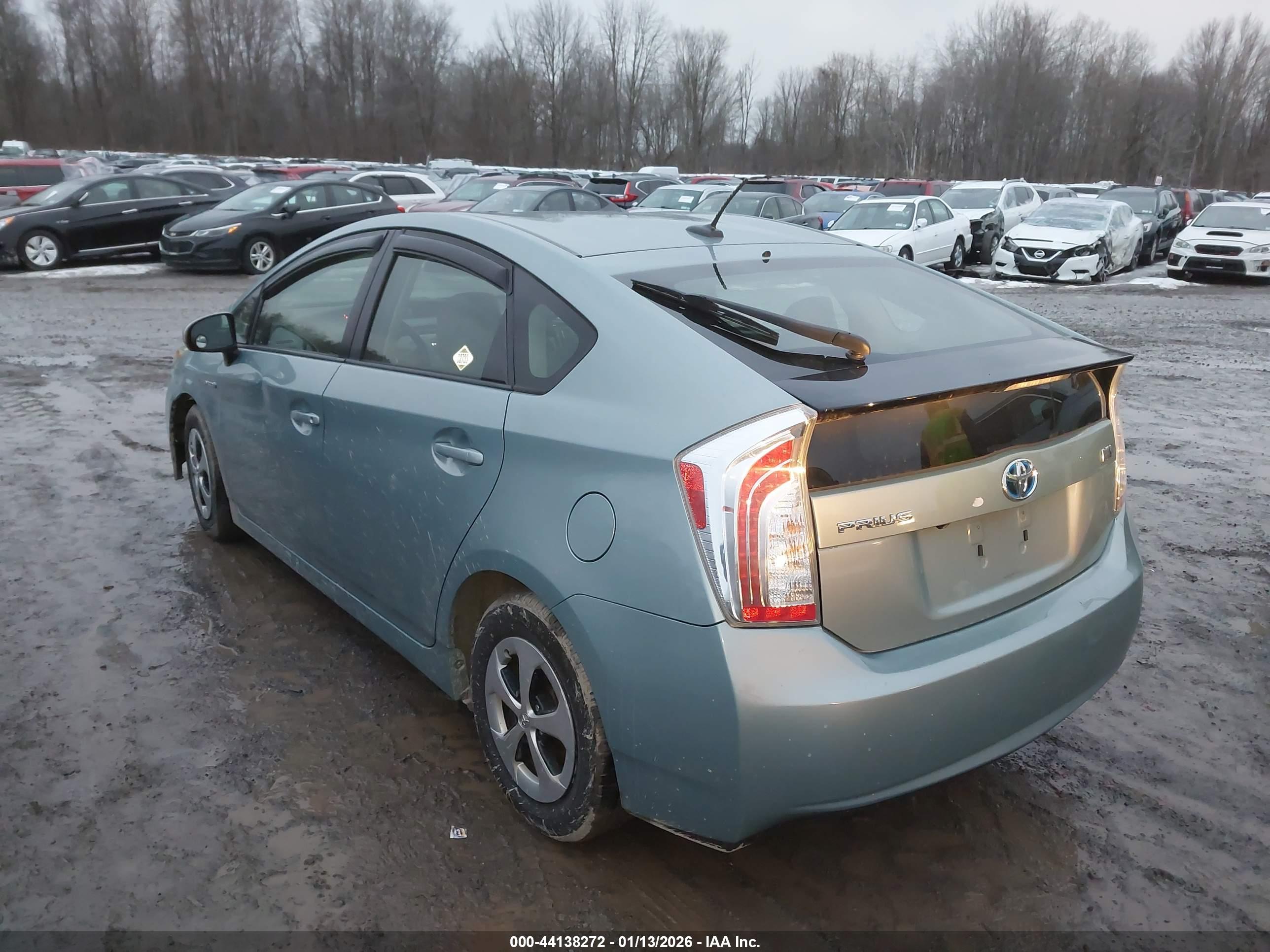 TOYOTA PRIUS image 3