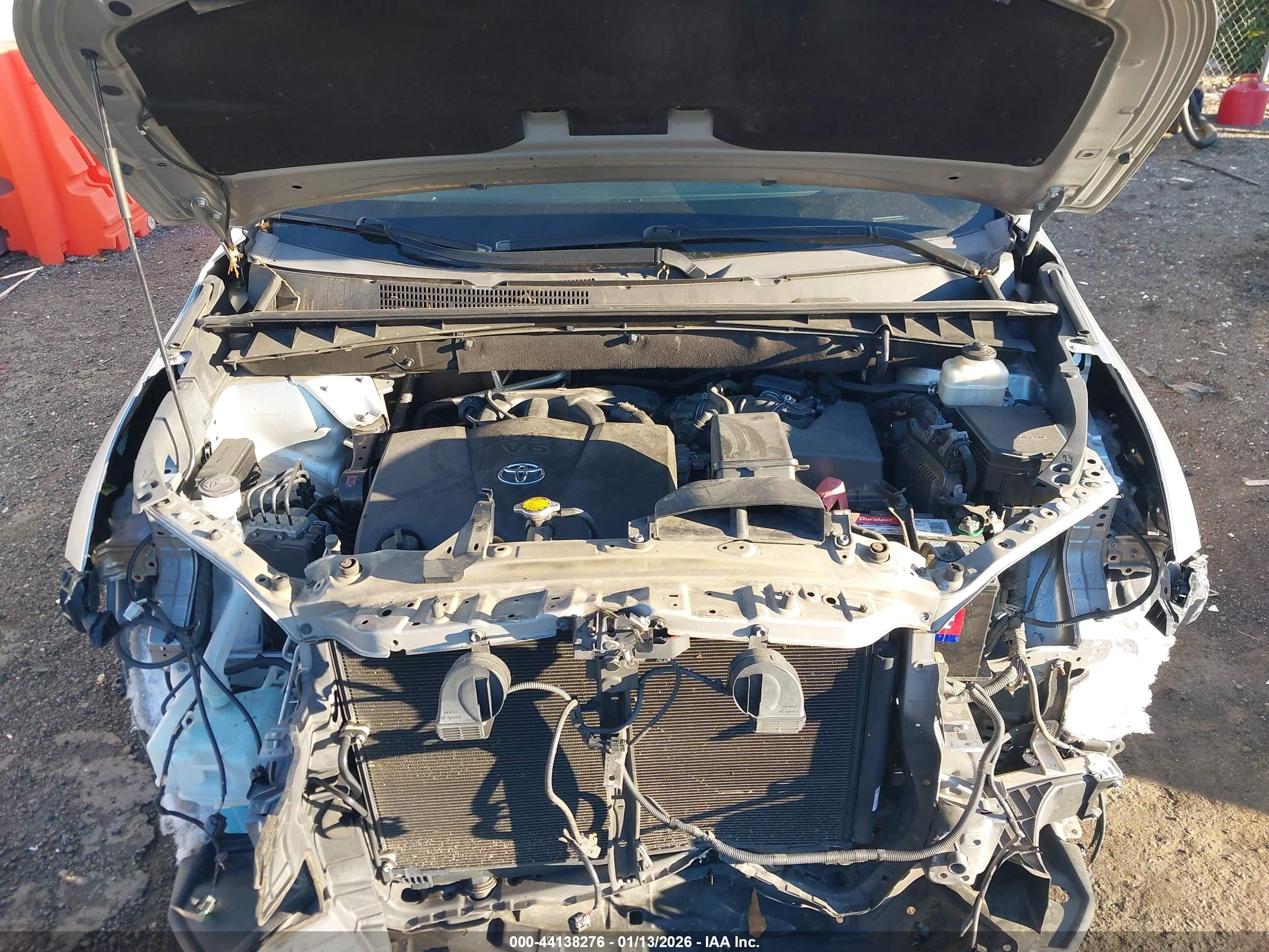 TOYOTA HIGHLANDER image 10