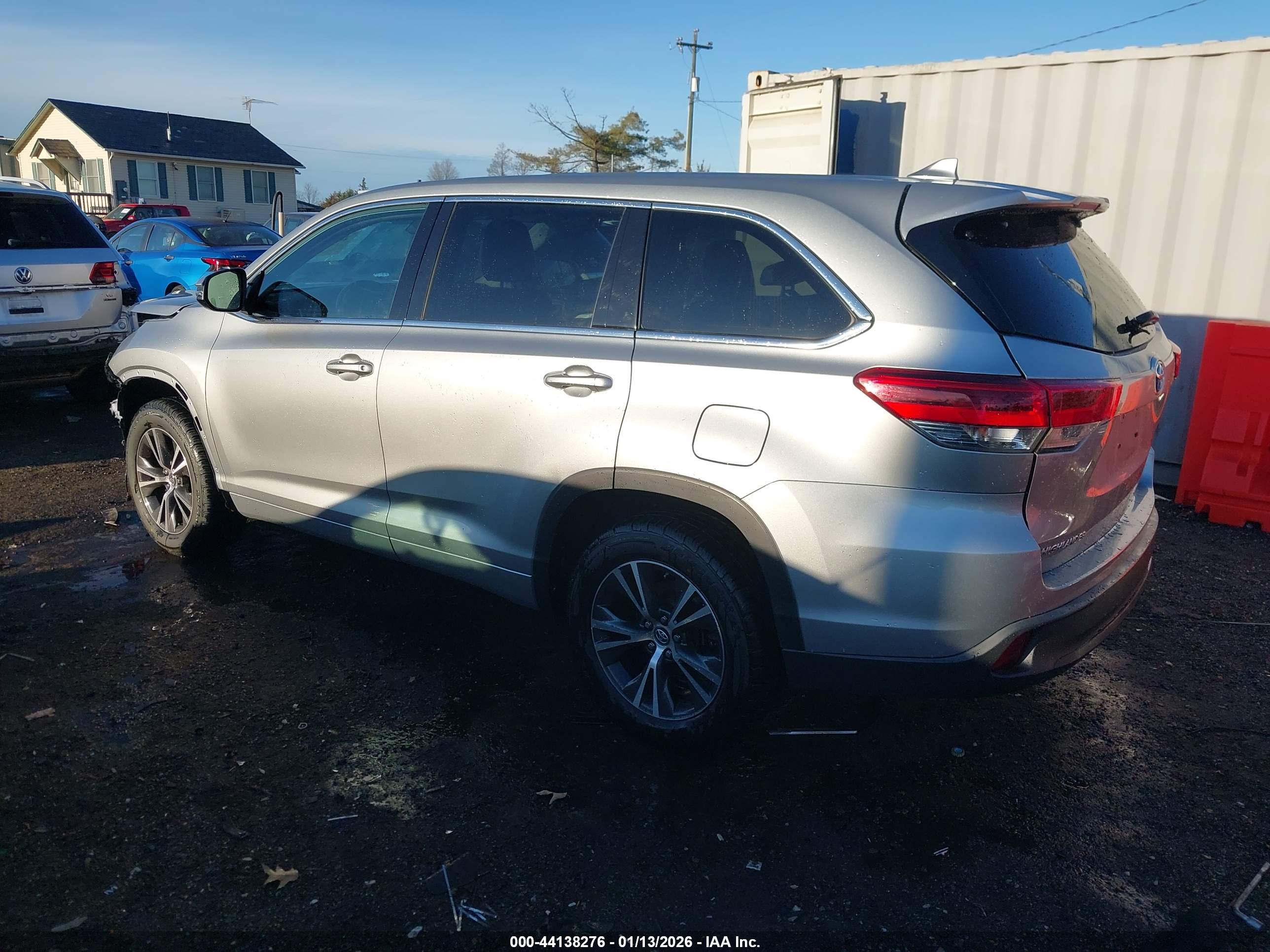 TOYOTA HIGHLANDER image 3