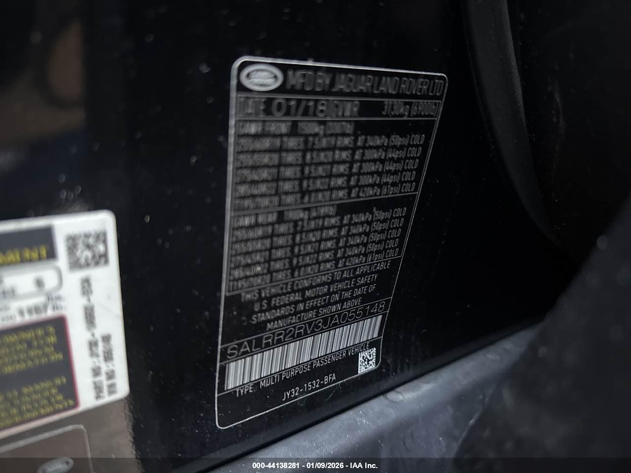 LAND ROVER image 9